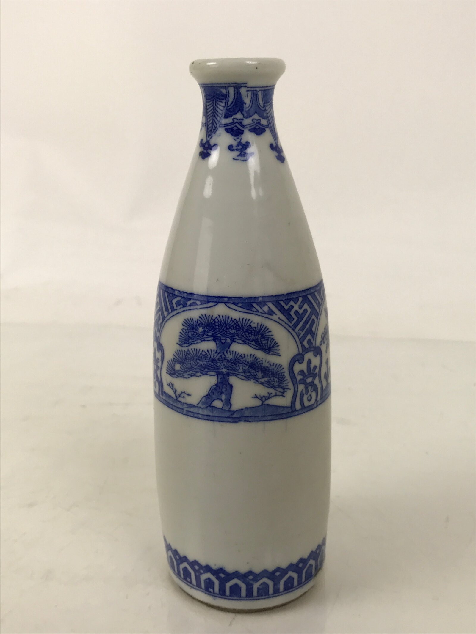 Antique Japanese Porcelain Sake Bottle Tokkuri White Blue Shochikubai Pine TS819