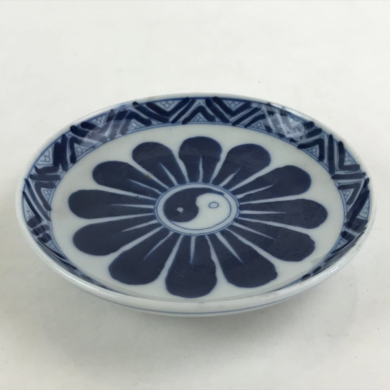 Antique Japanese Porcelain Small Bowl Plate Blue Sometsuke Flower Kozara PY306
