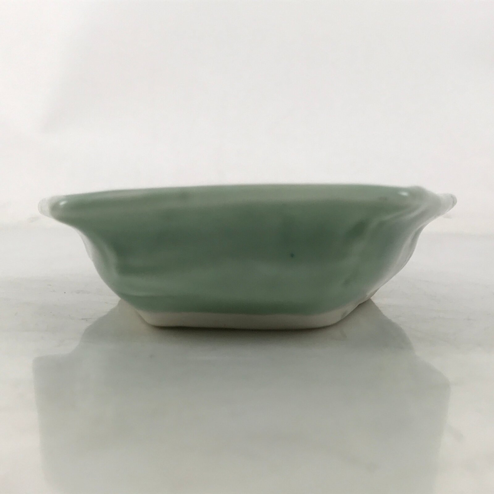 Antique Japanese Porcelain Small Plate Kozara Hexagon Celadon Sayagata Y326