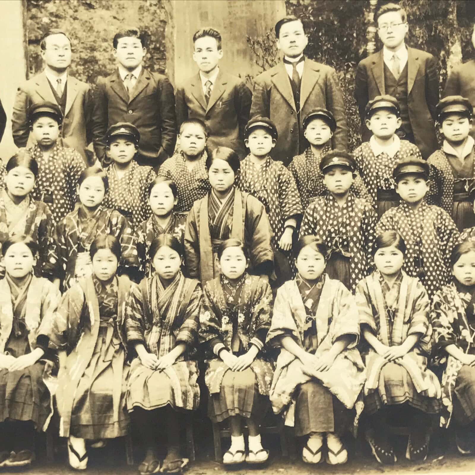 Antique Japanese Taisho School Photograph Group Student Hakama Black White PH120