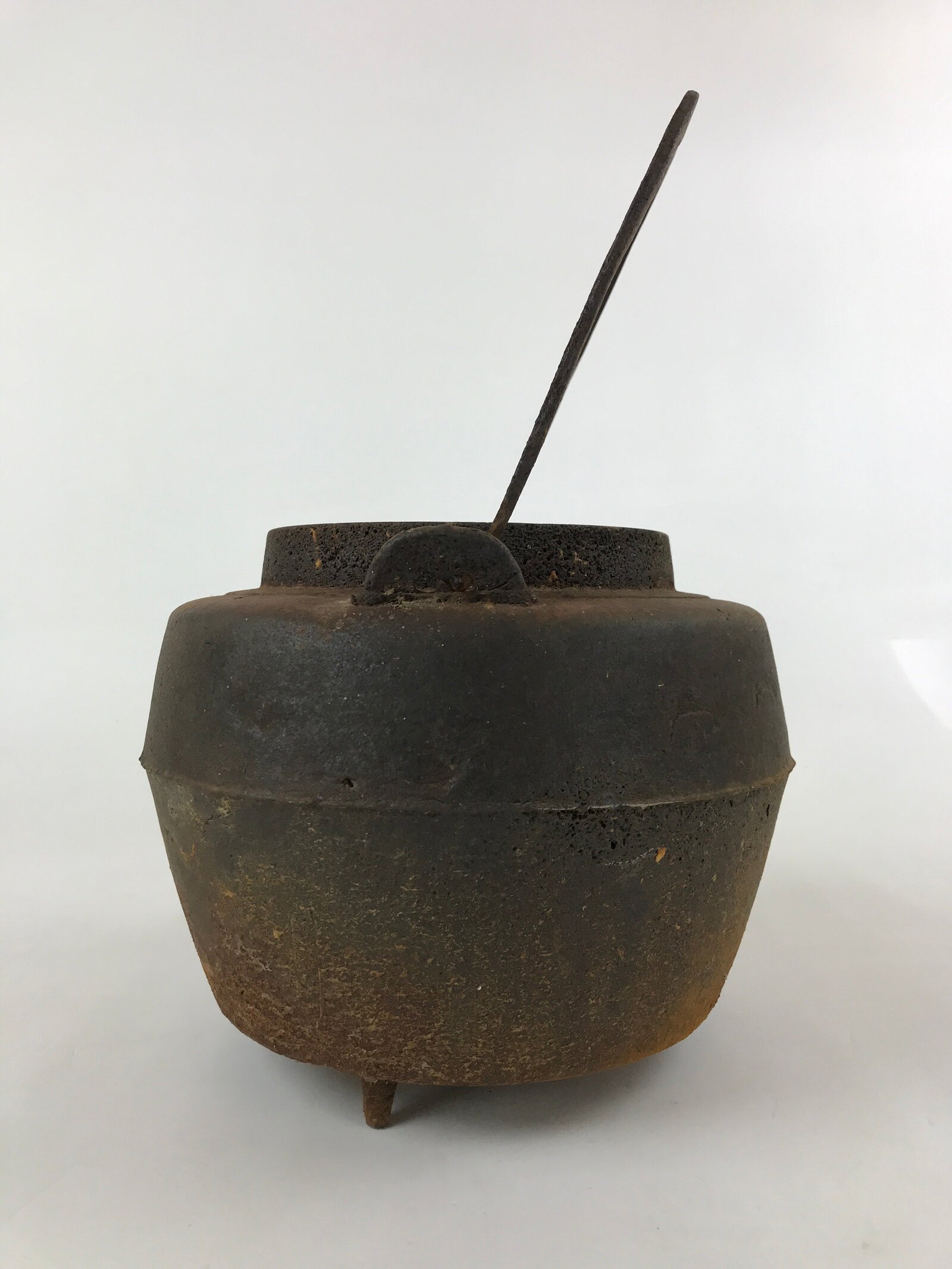 Antique Japanese Traditional Cast Iron Hanging Cook Pot Black Irori Hearth C26