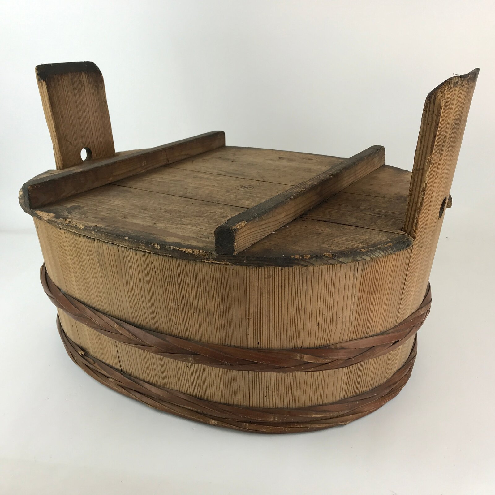 Antique Japanese Wooden Mizuoke Lidded Bucket C1900 Large Tub Wash Basin BK1