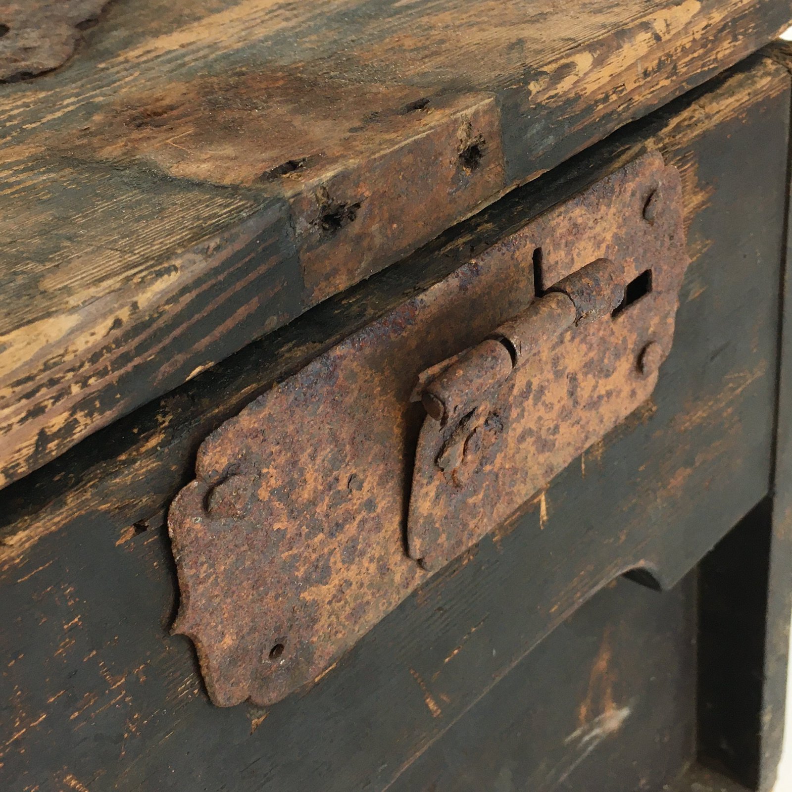 Antique Meiji Era C1850 Japanese Wooden Safe Lockbox Zenibako Kinko WB998