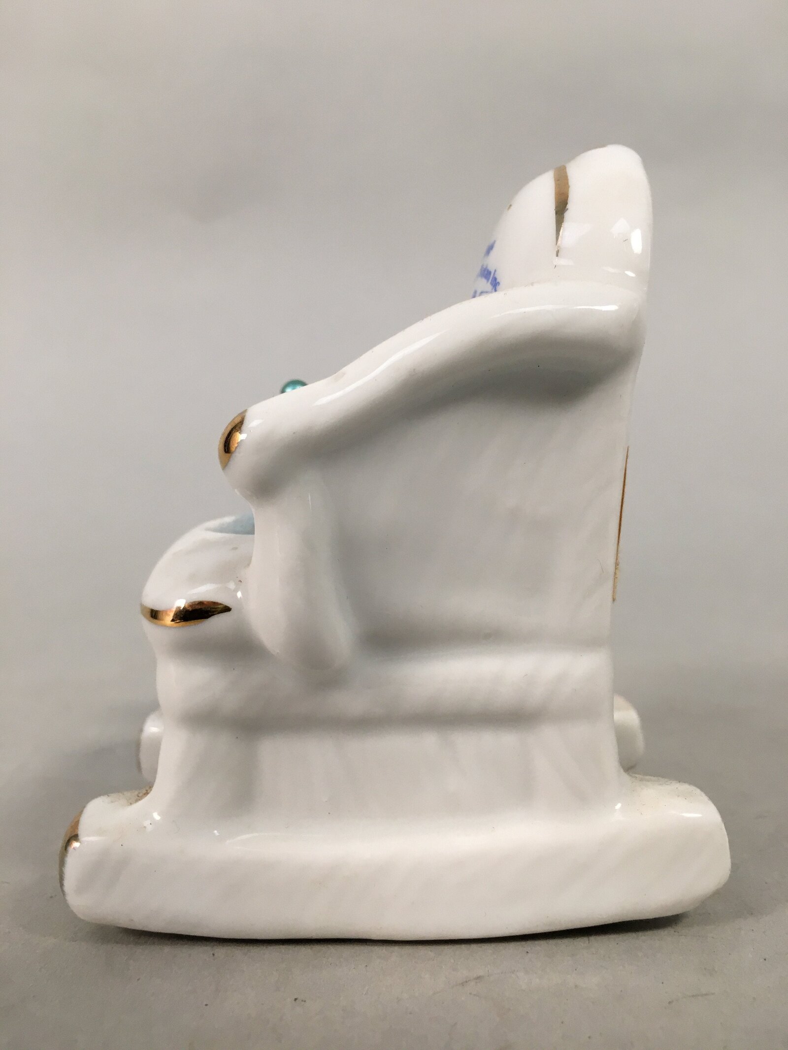 Canadian Pin Cushion Vtg Porcelain Armchair Village Quebecois d'Antan KF441