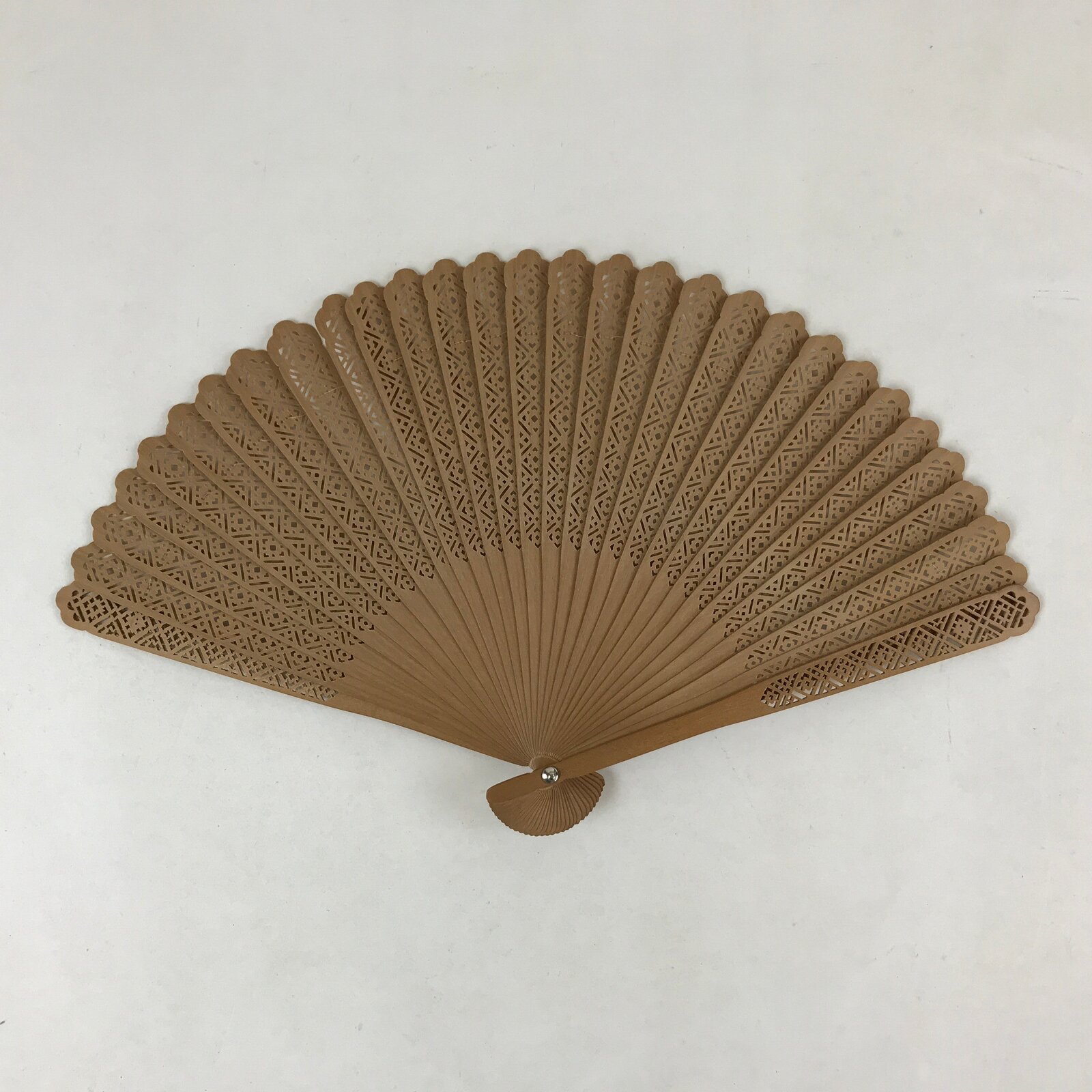 Chinese Carved Sandalwood Folding Fan Vtg Round Cuts Floral Boxed 4D717
