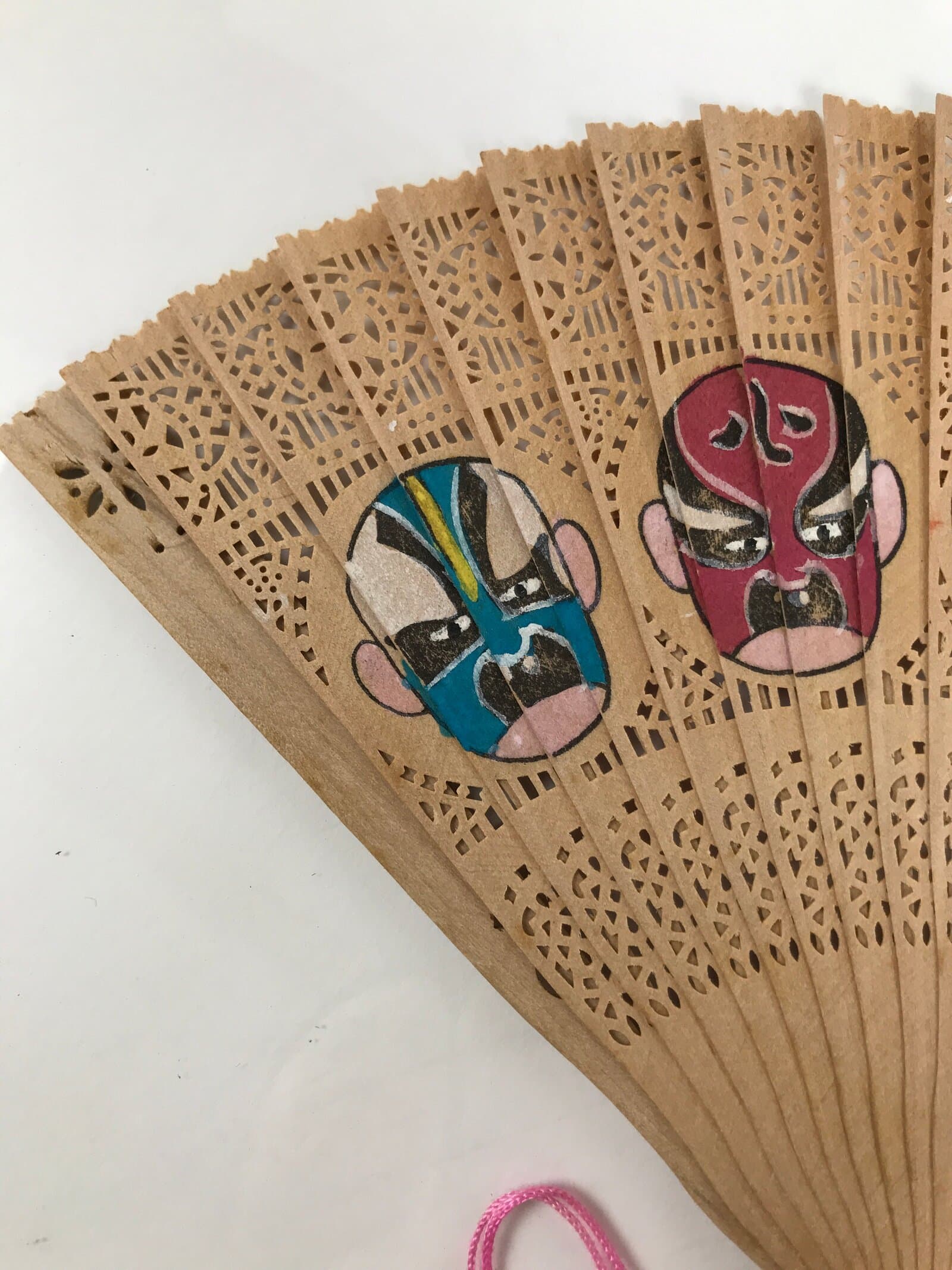 Chinese Folding Fan Sensu Vtg Beijing Opera Color Masks Sandalwood Boxed 4D924