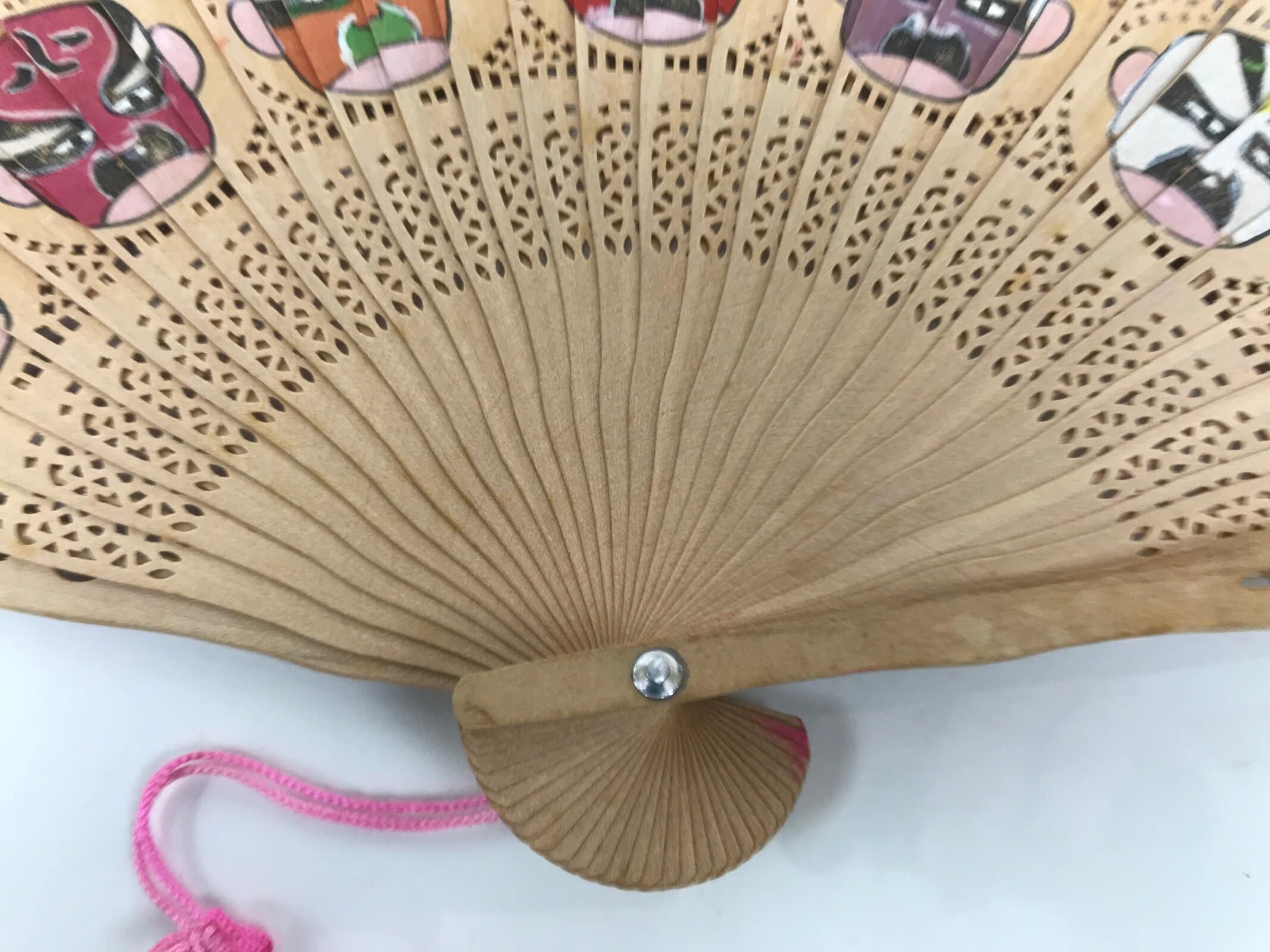 Chinese Folding Fan Sensu Vtg Beijing Opera Color Masks Sandalwood Boxed 4D924