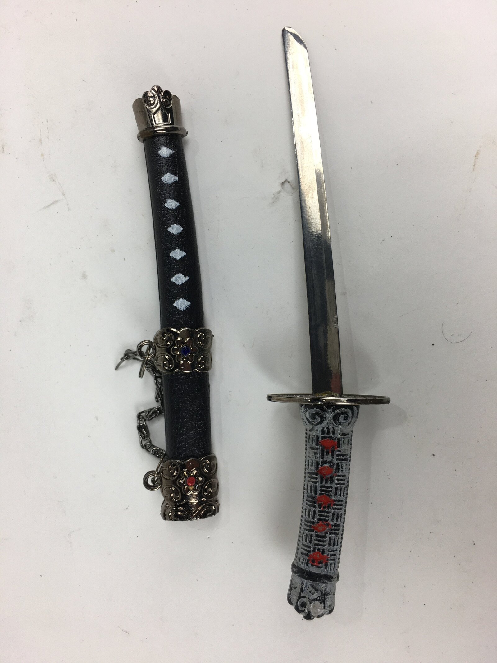 Chinese Miniature Sword Vtg With Sword Stand Sword Sheath Display Figurine BD72