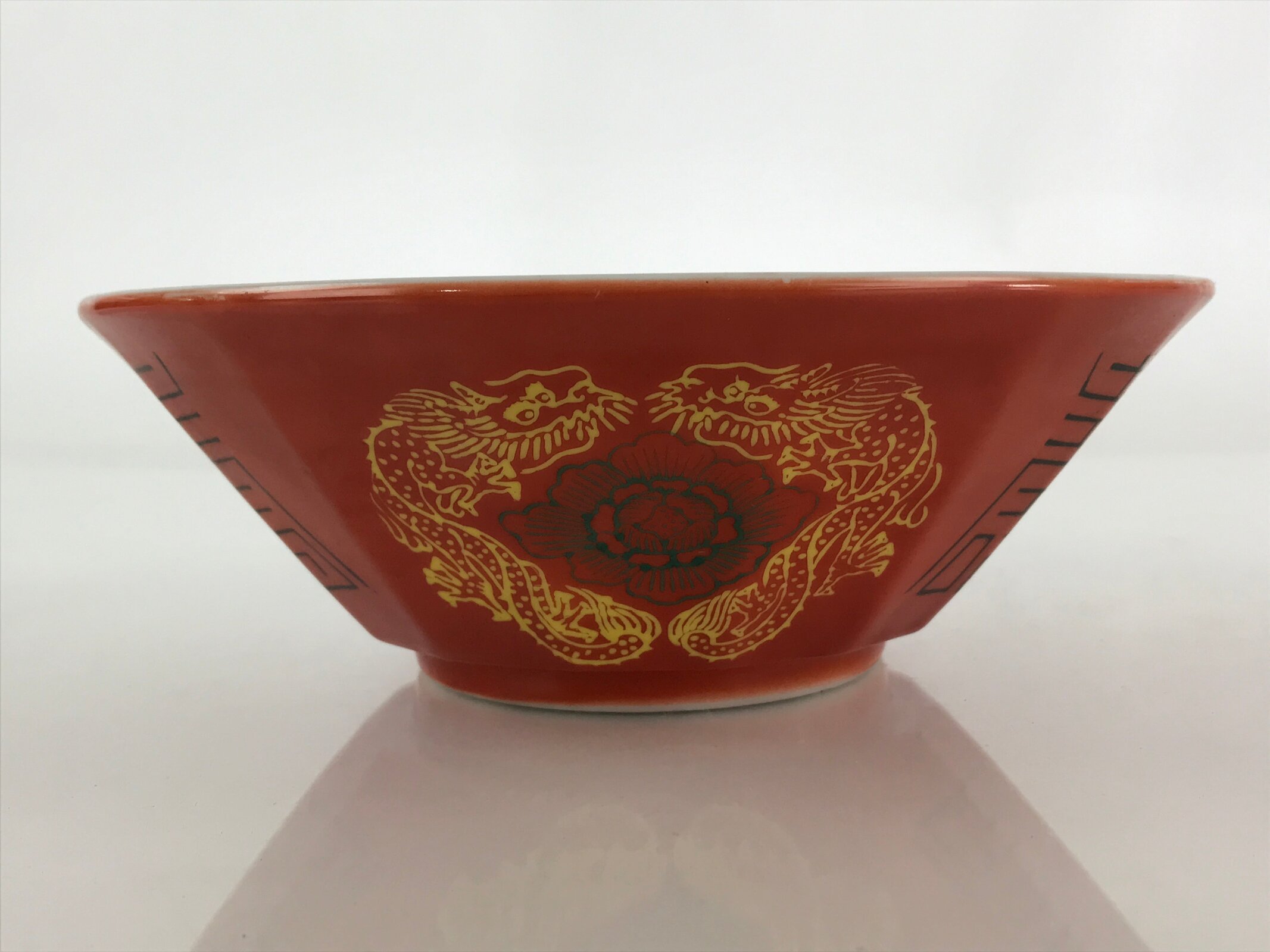 Chinese Porcelain Ramen Bowl Vtg Red Dragon Thunder Large Bowl Donburi PY220