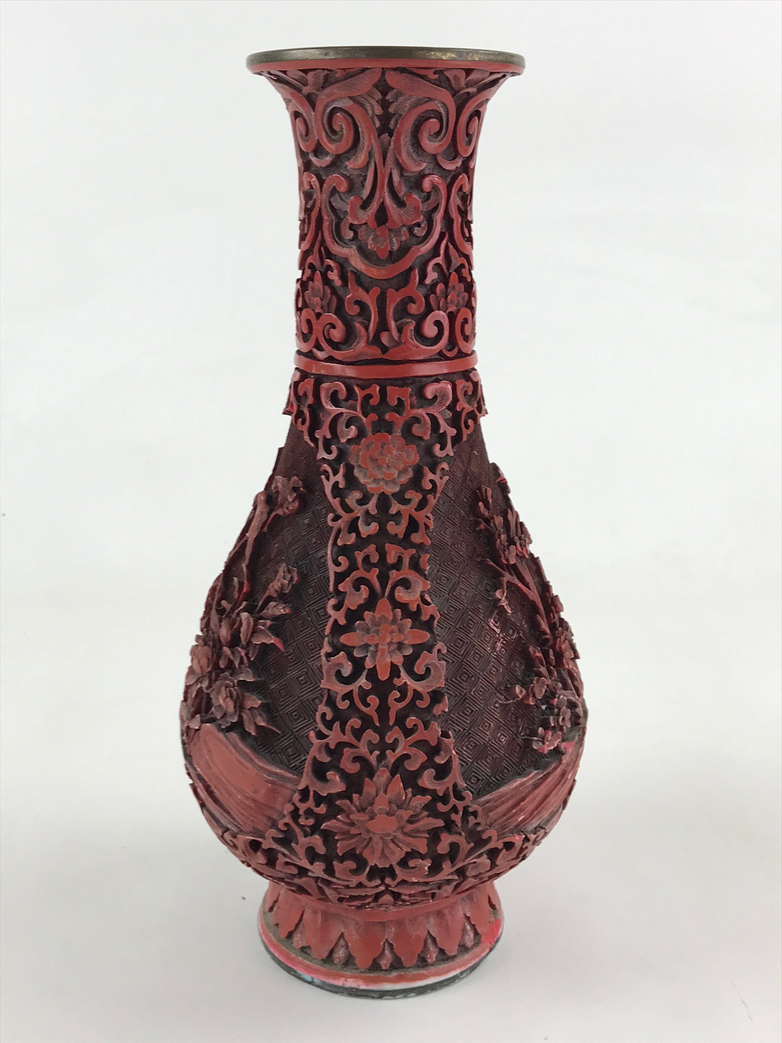 Chinese Red Cinnabar Vase Carved Vase Vtg Tsuishu Kabin Brass Resin Replica FK42