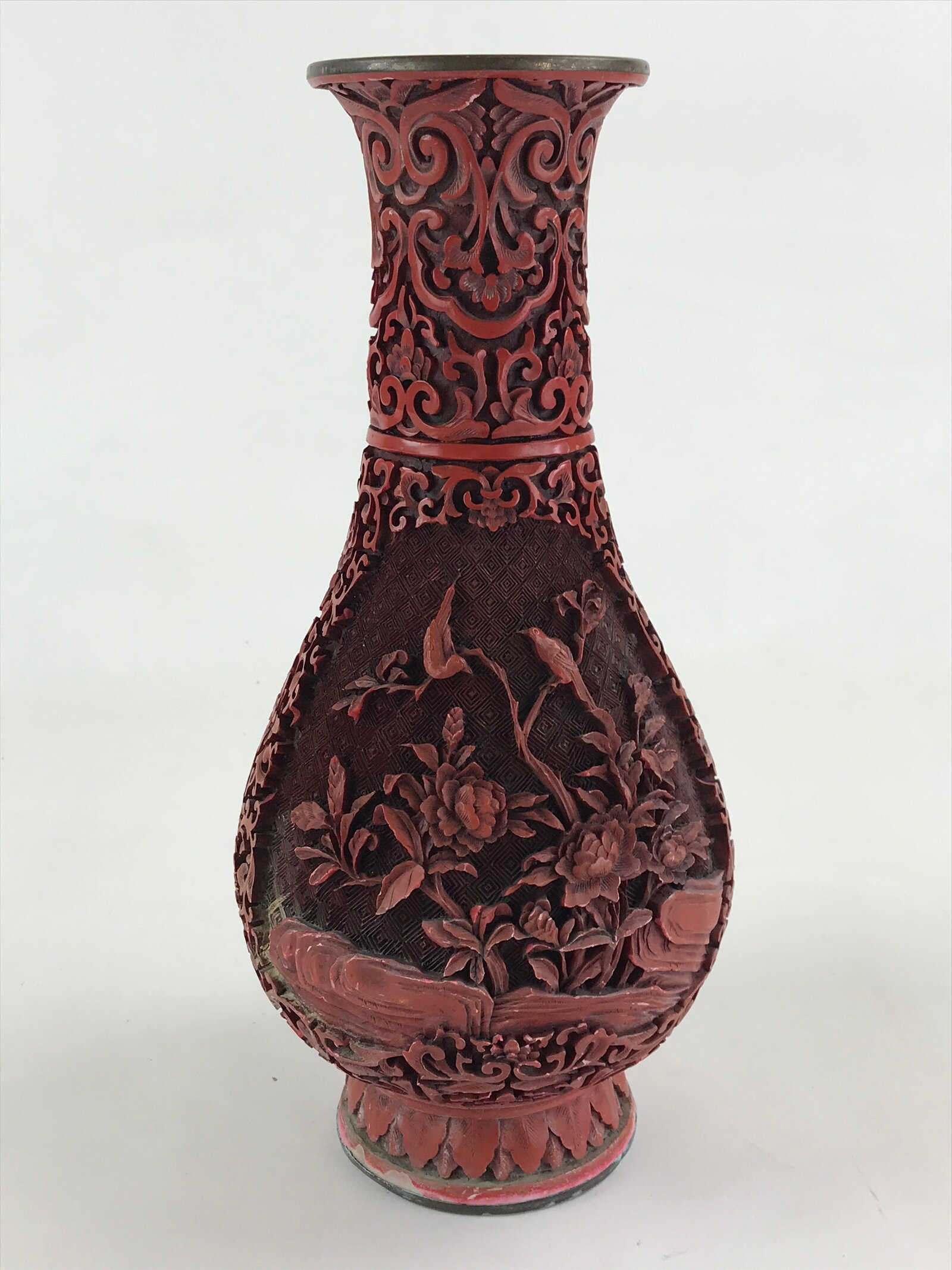 Chinese Red Cinnabar Vase Carved Vase Vtg Tsuishu Kabin Brass Resin Replica FK42