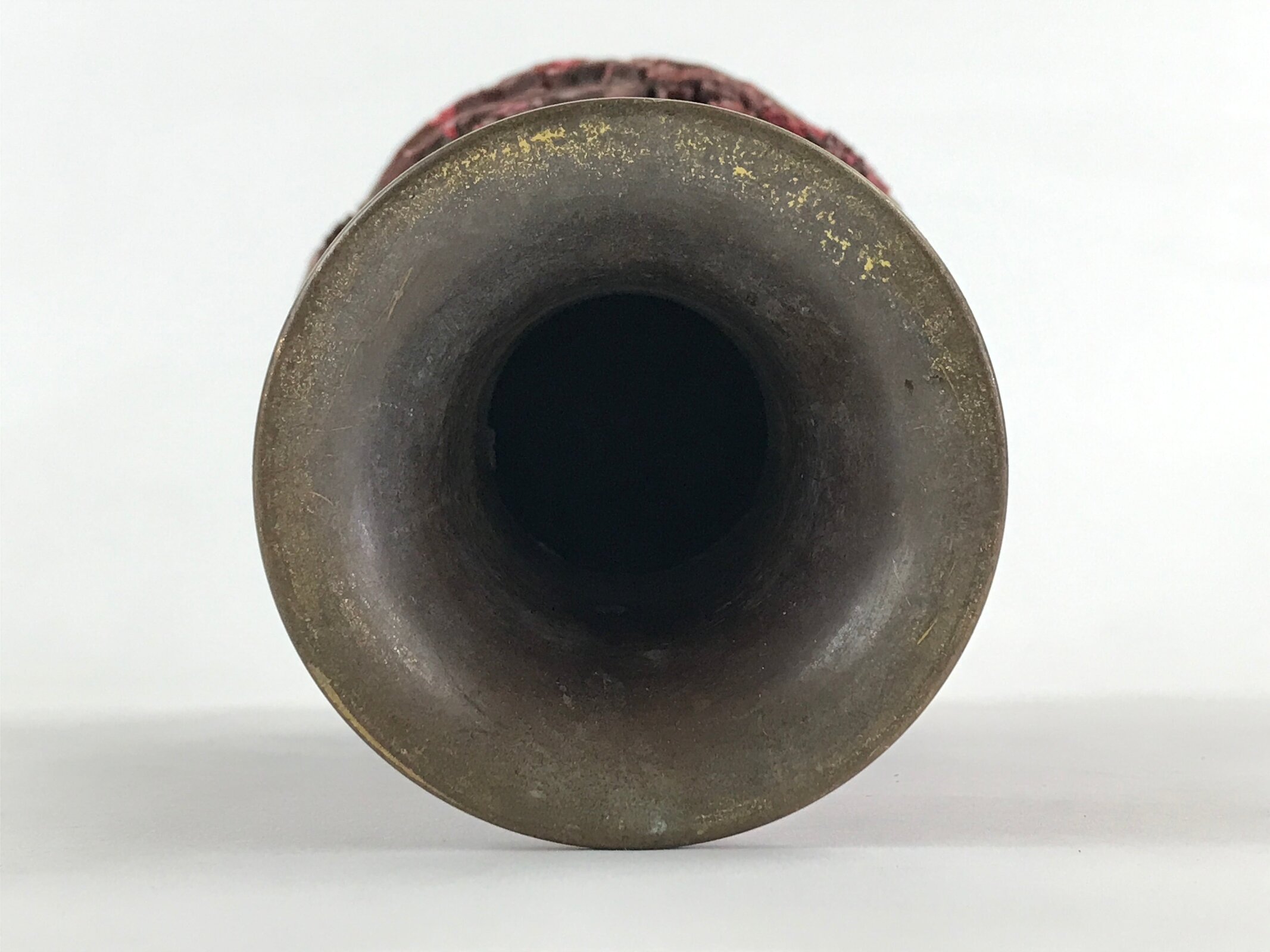 Chinese Red Cinnabar Vase Carved Vase Vtg Tsuishu Kabin Brass Resin Replica FK42