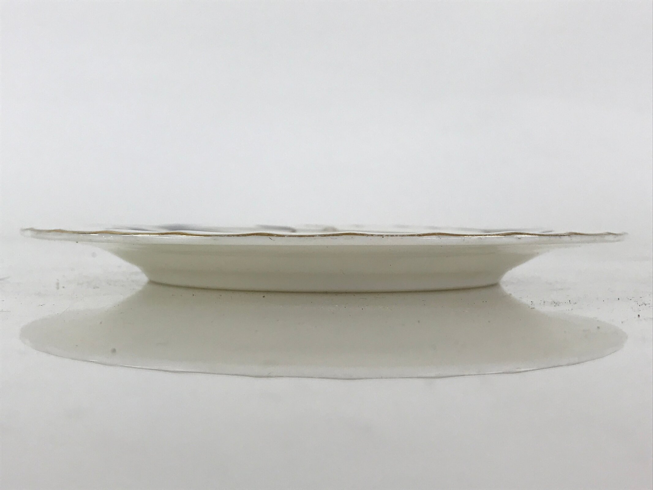 Italian Giovanni Valentino Porcelain Plate Blue Gold Flower Design White PY244