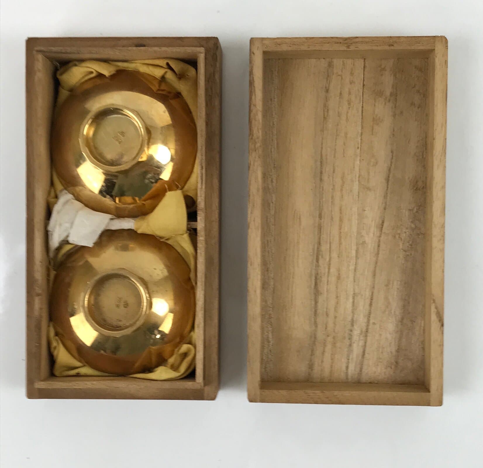 Japanese 24K GP Gold Plated Drinking Sake Cup Vtg 2pc Sakazuki Set w/Box PX749