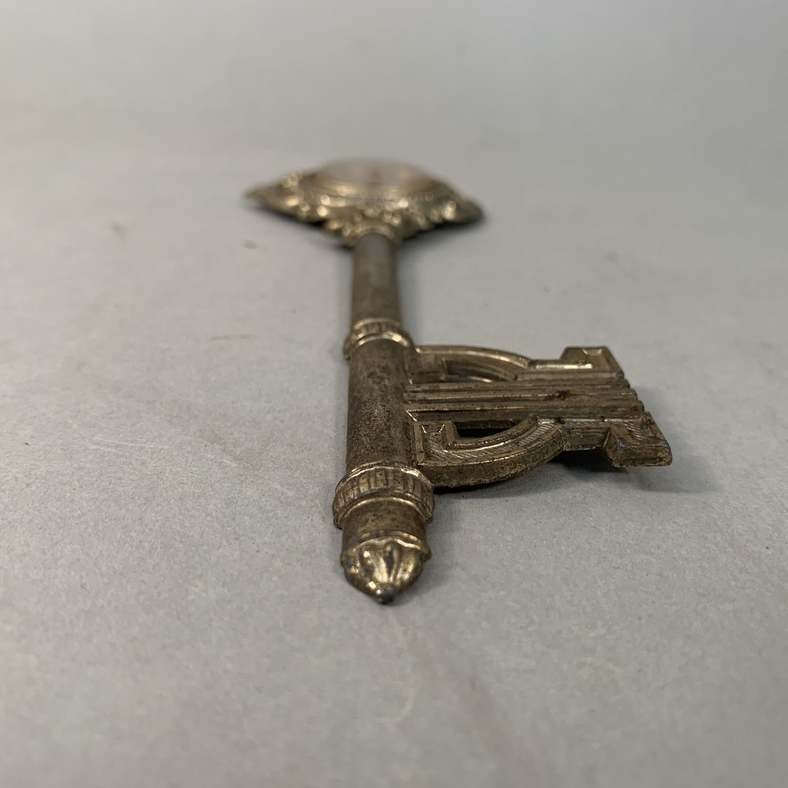 Japanese Analog Thermometer Vtg Metal Key Gold Red Needle J980