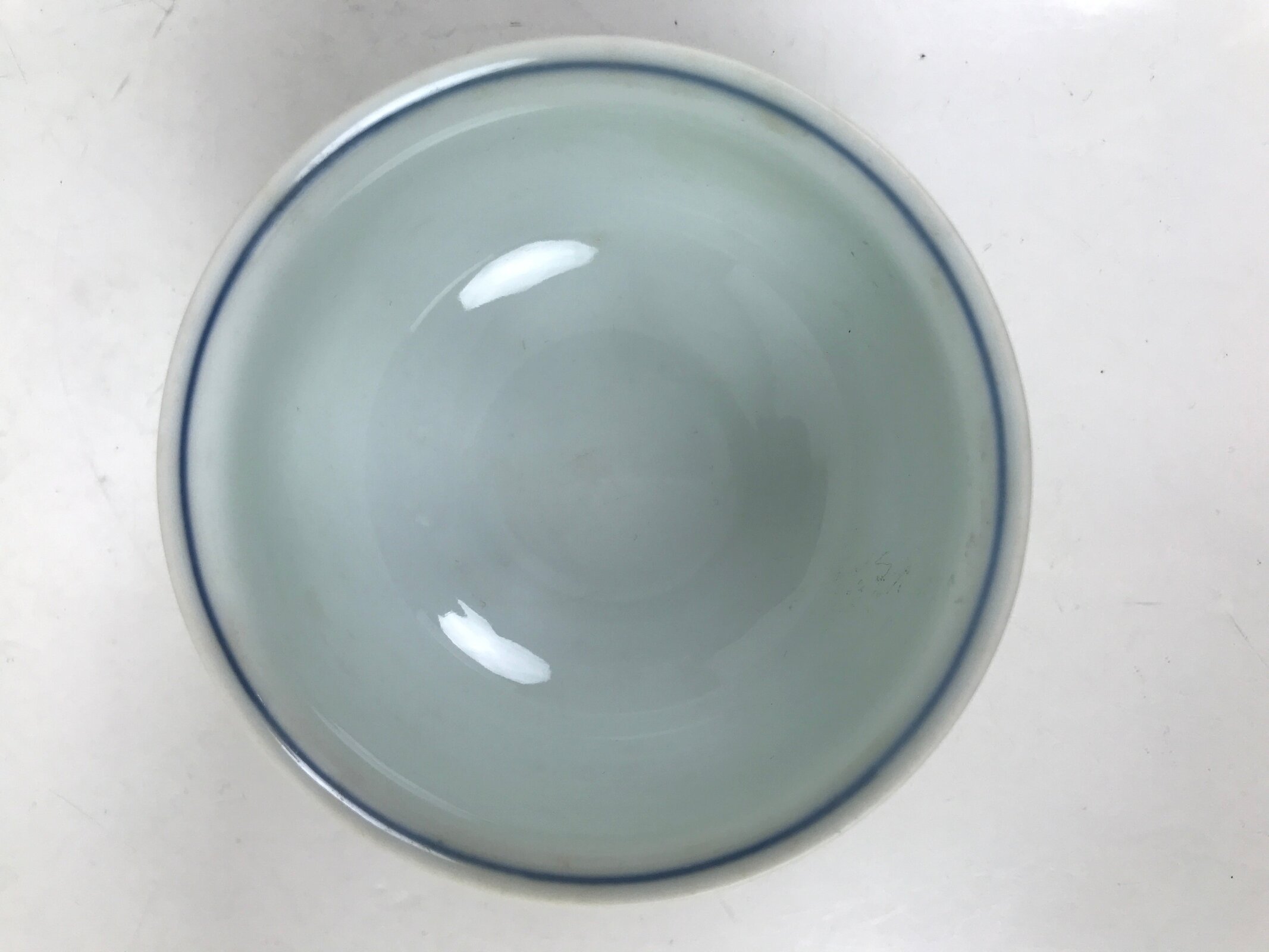 Japanese Arita Porcelain Teacup Vtg Red Blue Lotus Flower Sencha Yunomi TC574