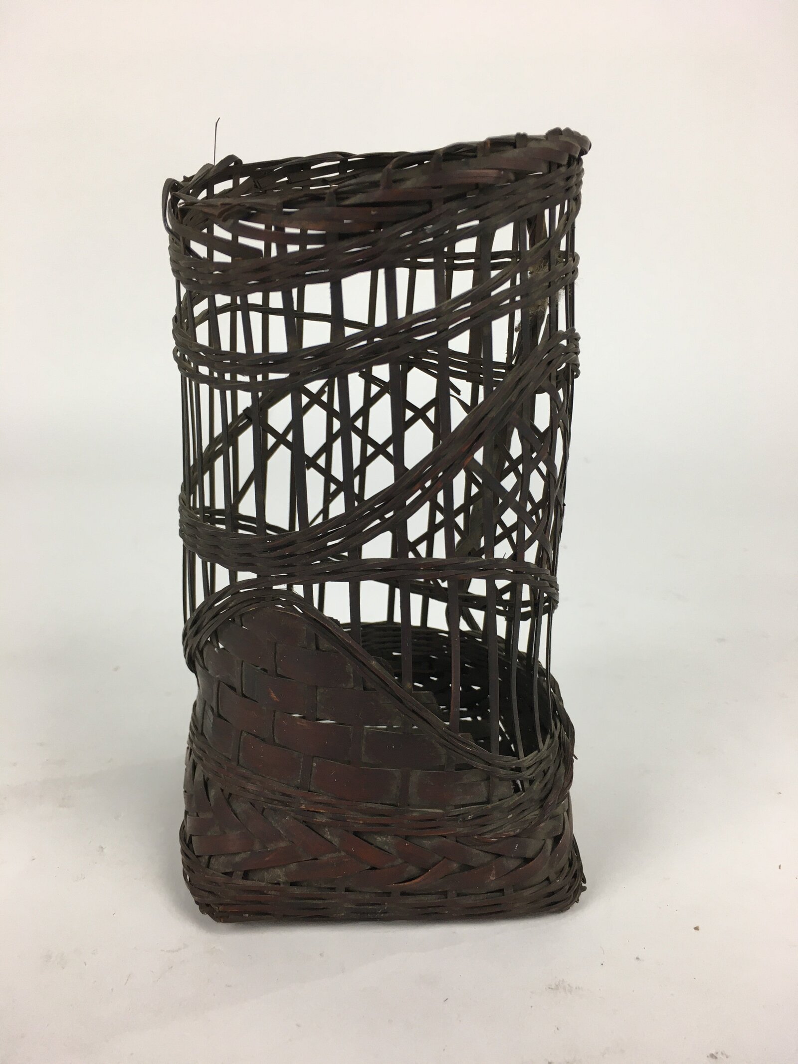 Japanese Bamboo Basket Vtg Ikebana Flower Arrangement Kado Kago B181