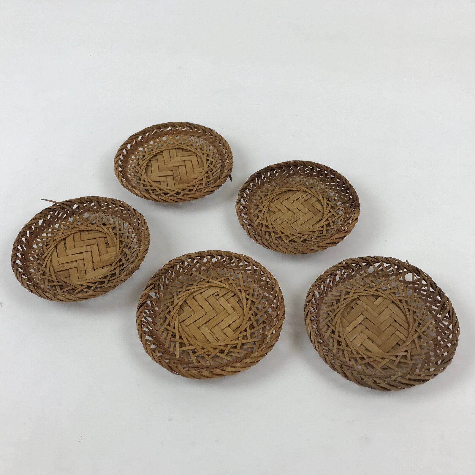 Japanese Bamboo Weave Drink Saucer 5pc Set Vtg Chataku Coaster Takeami UR935