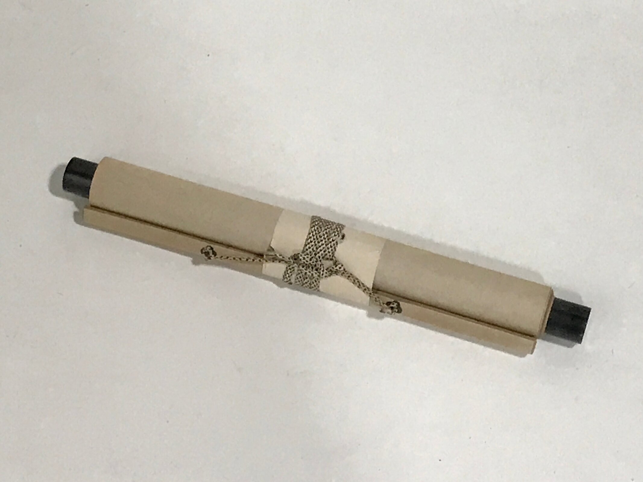 Japanese Blank Hanging Scroll Vtg Thread Holders Brown Geometric Kakejiku SC955