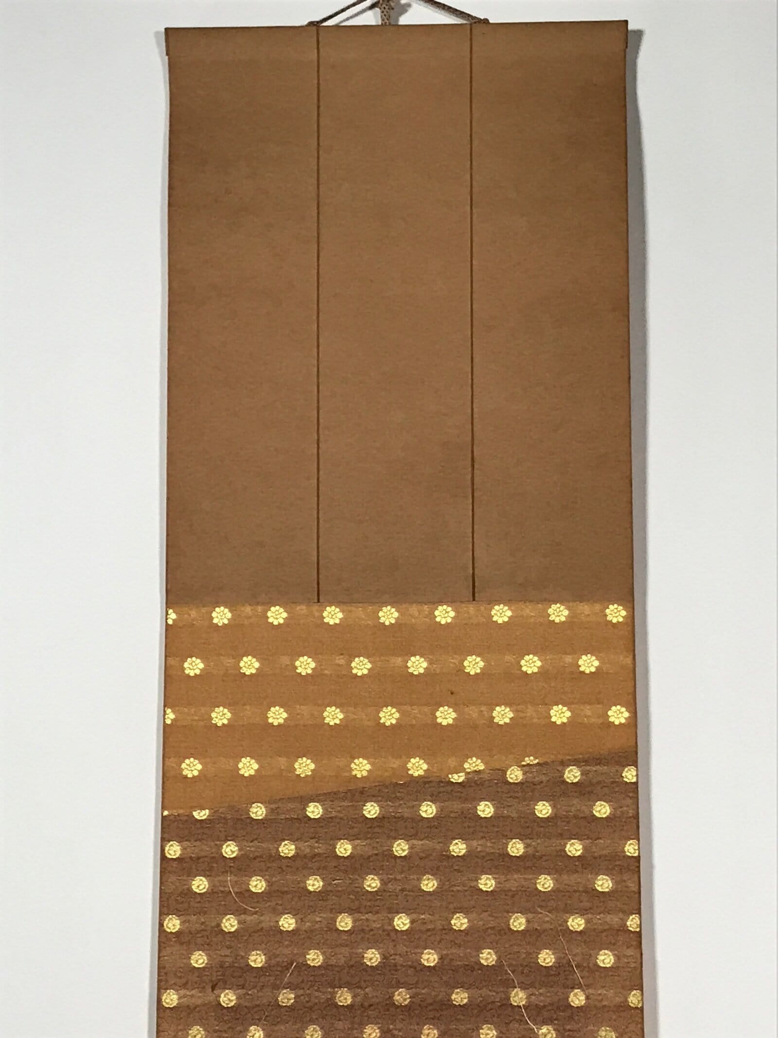 Japanese Blank Hanging Scroll Vtg Thread Holders Gold Floral Kakejiku SC962