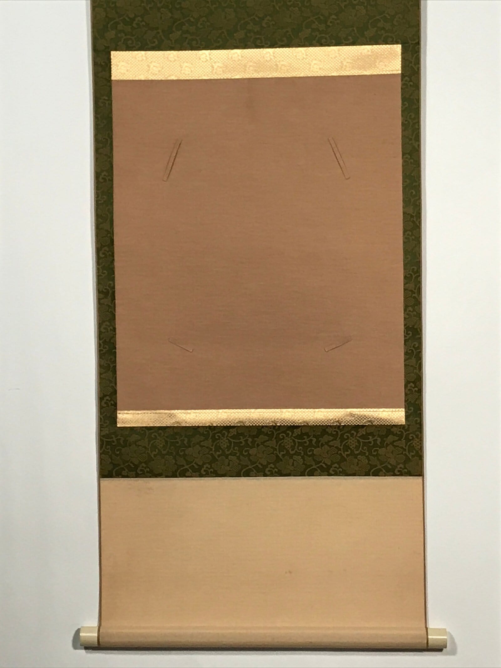 Japanese Blank Hanging Scroll Vtg Thread Holders Green Floral Kakejiku SC958