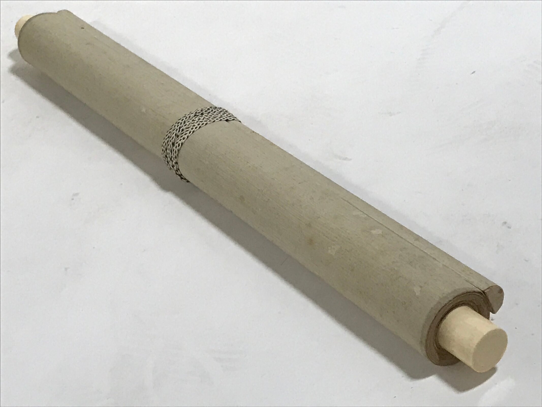 Japanese Boxed Hanging Scroll Kakejiku Vtg Men Boat River Mountains Color KJ138