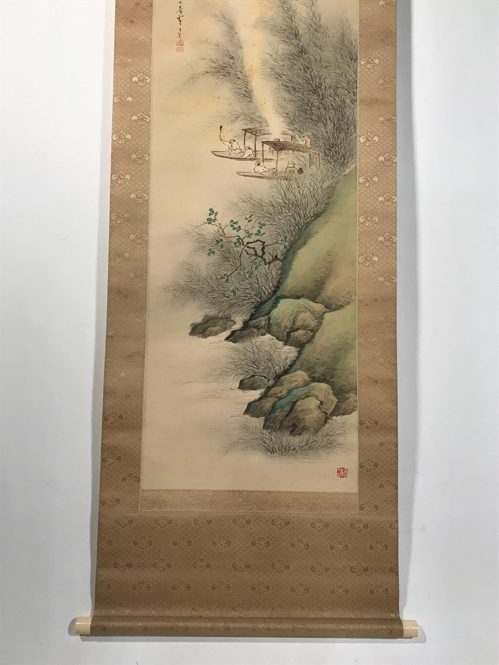 Japanese Boxed Hanging Scroll Kakejiku Vtg Men Boat River Mountains Color KJ138