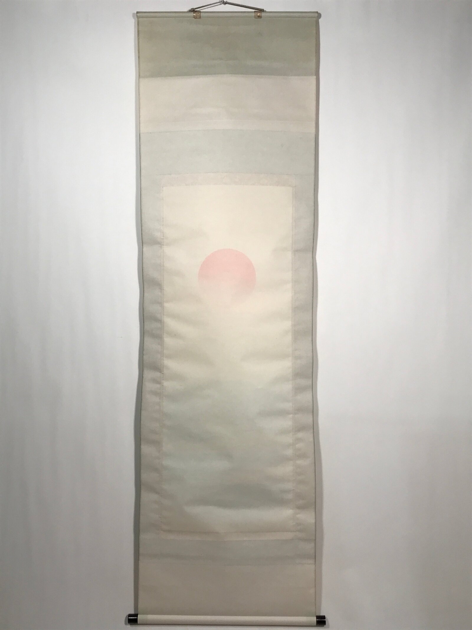Japanese Boxed Hanging Scroll Vtg Red Rising Sun Calm Waves Kakejiku SC975