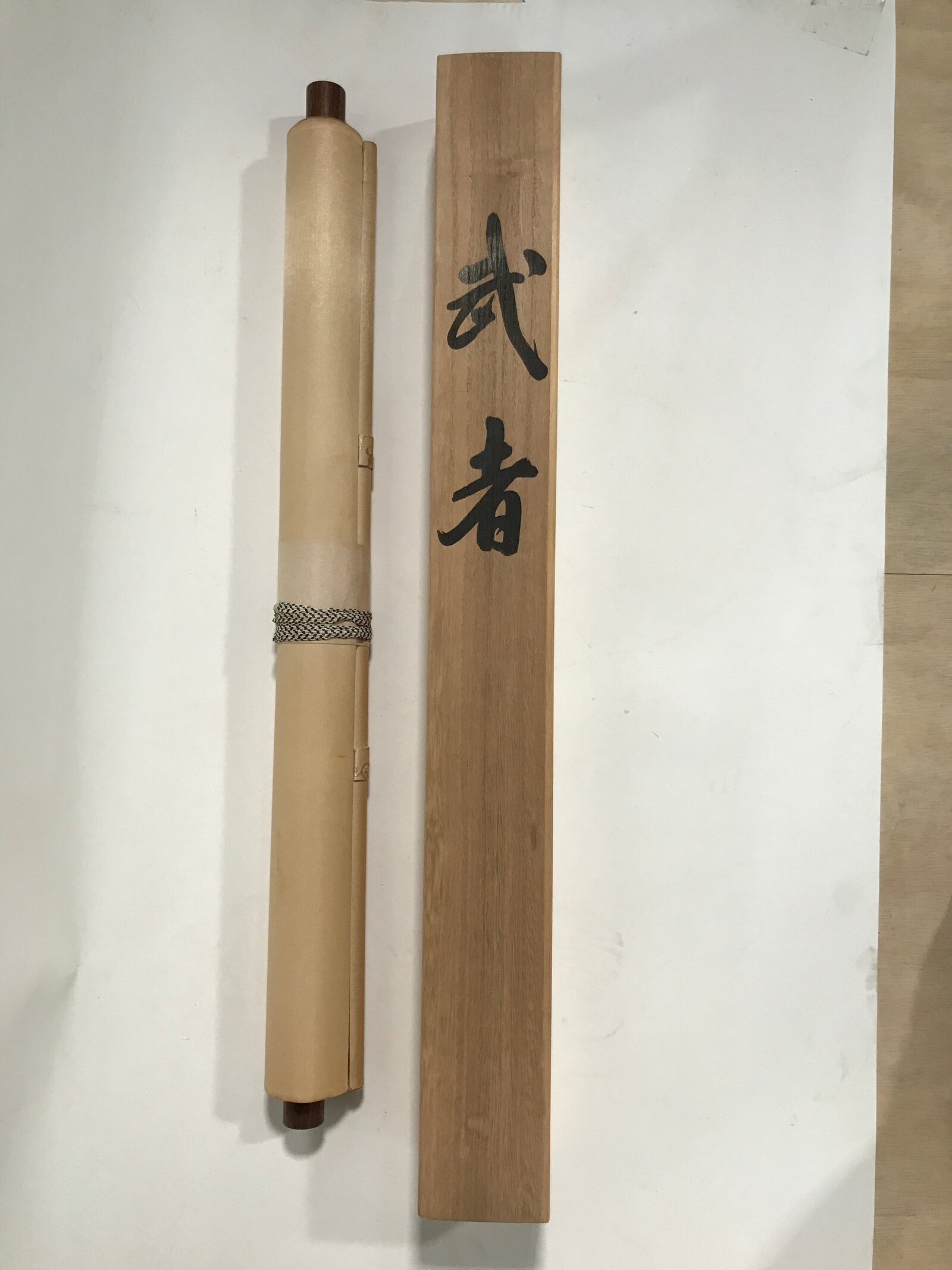 Japanese Boxed Hanging Scroll Vtg Samurai Horse Mount Fuji Color Kakejiku KJ38