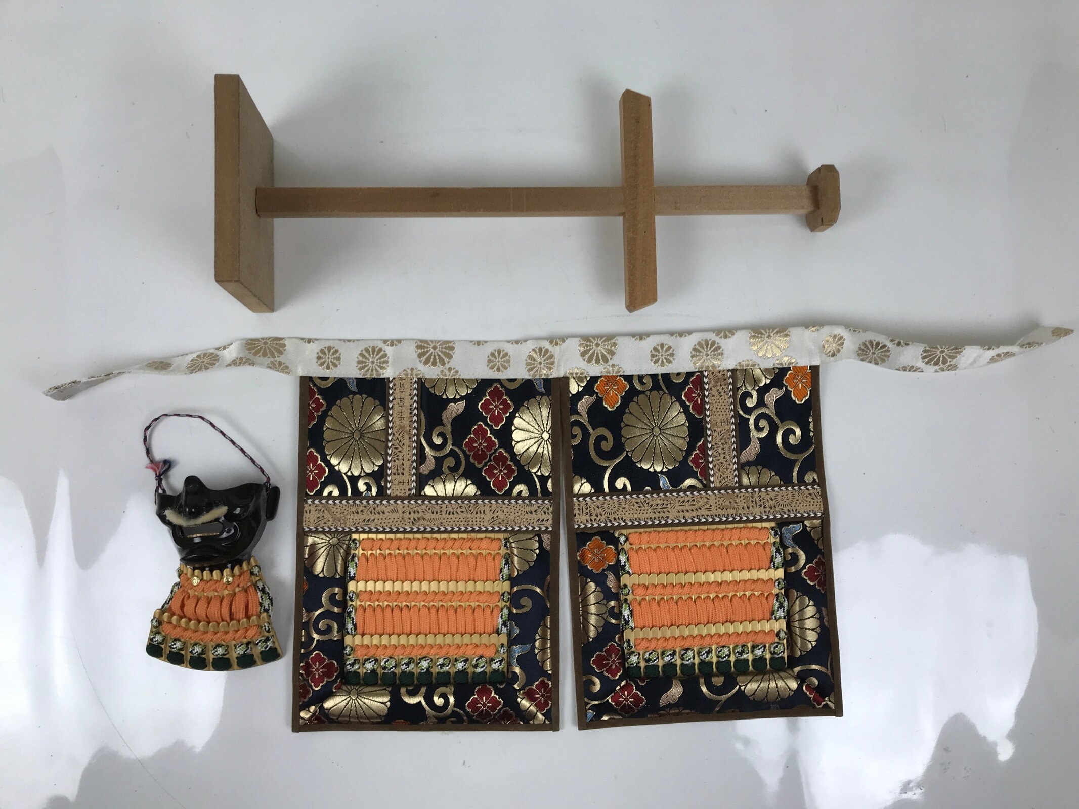 Japanese Boxed Samurai Miniature Armor Yoroi Set Vtg Boys' Festival Orange ID626