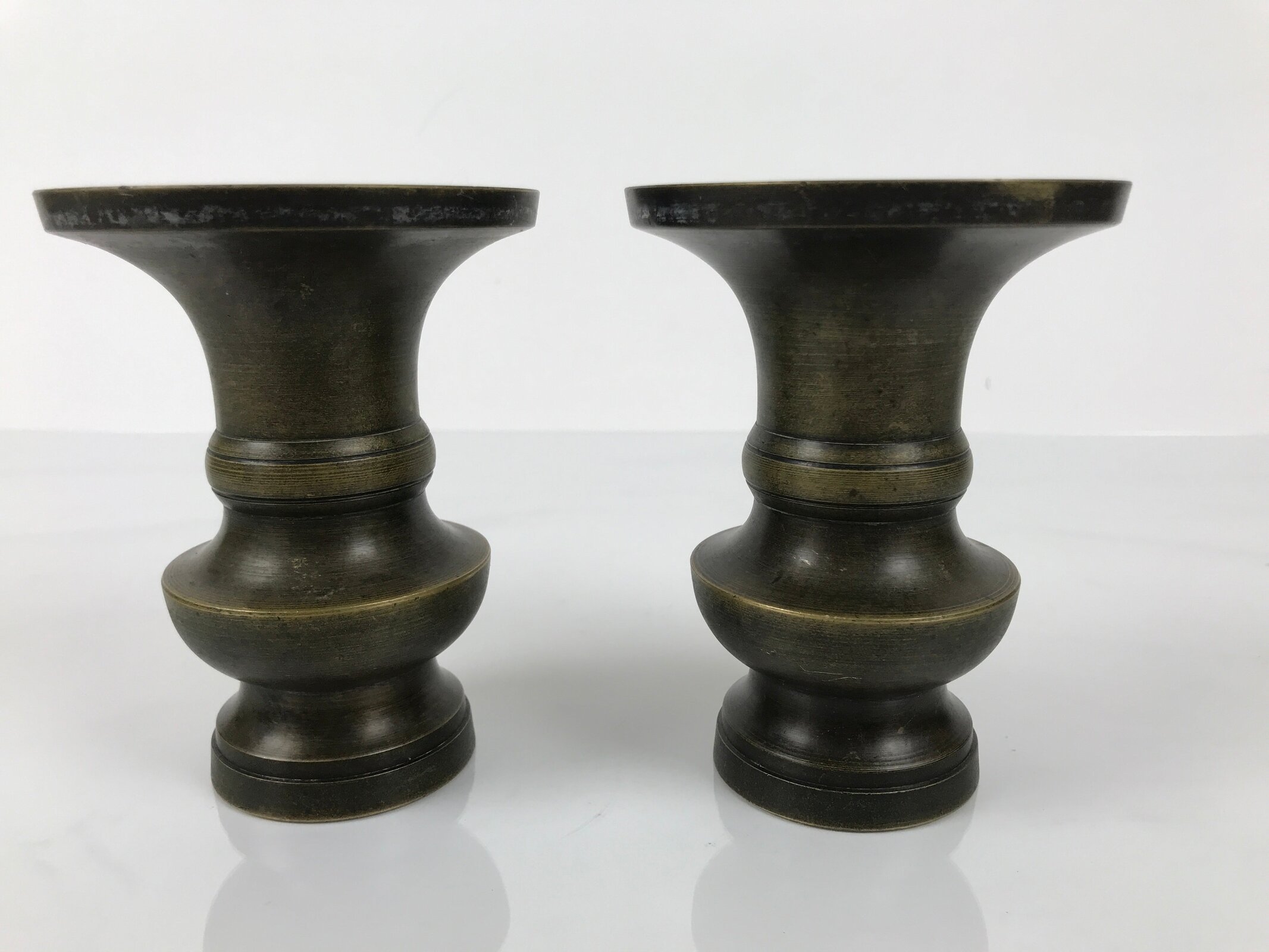 Japanese Buddhist Altar Bronze Metal Flower Vase Vtg 2pc Hanatate Brown BA765