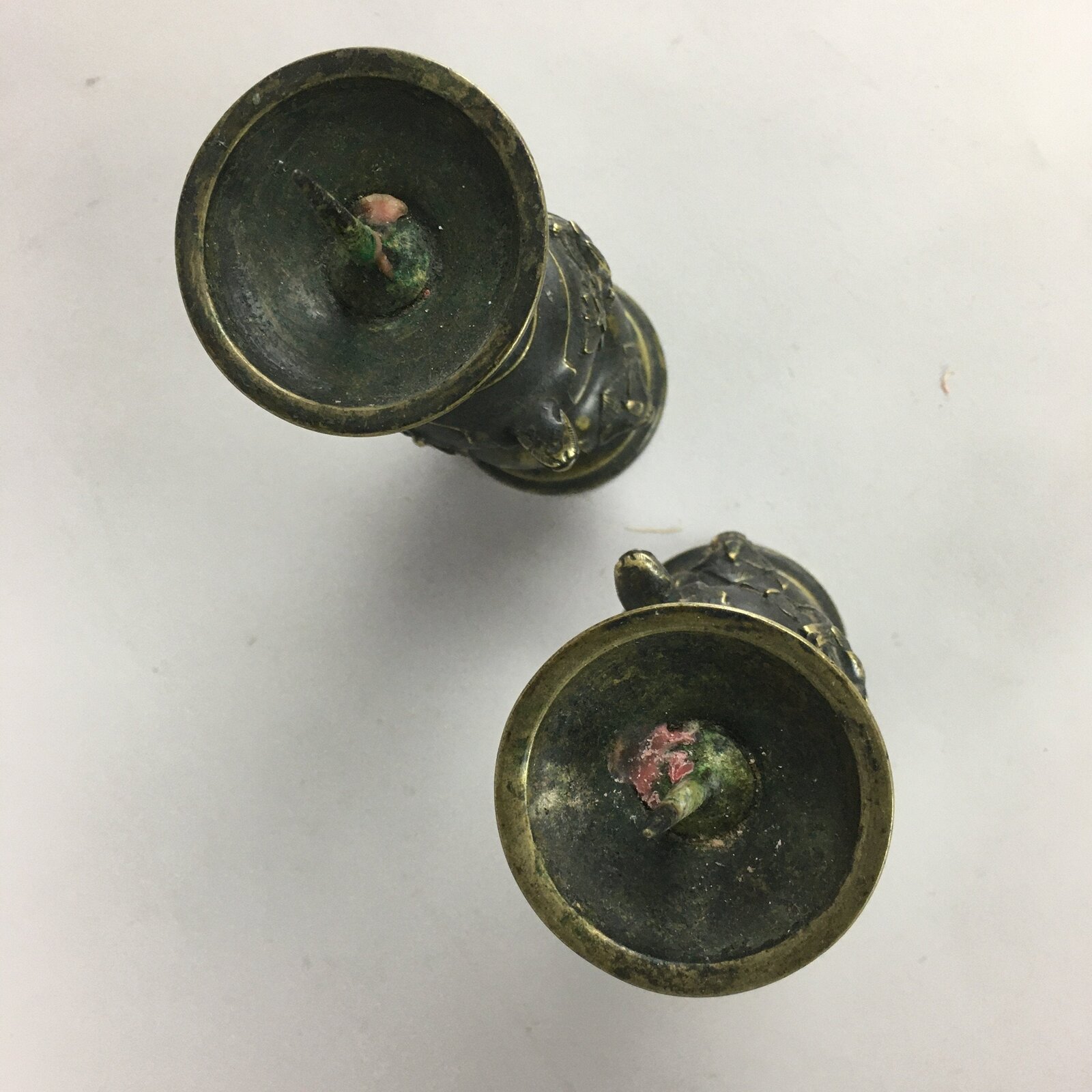 Japanese Buddhist Altar Fitting 2 pc Set Candle Stand Vtg Bronze Shokudai BU436