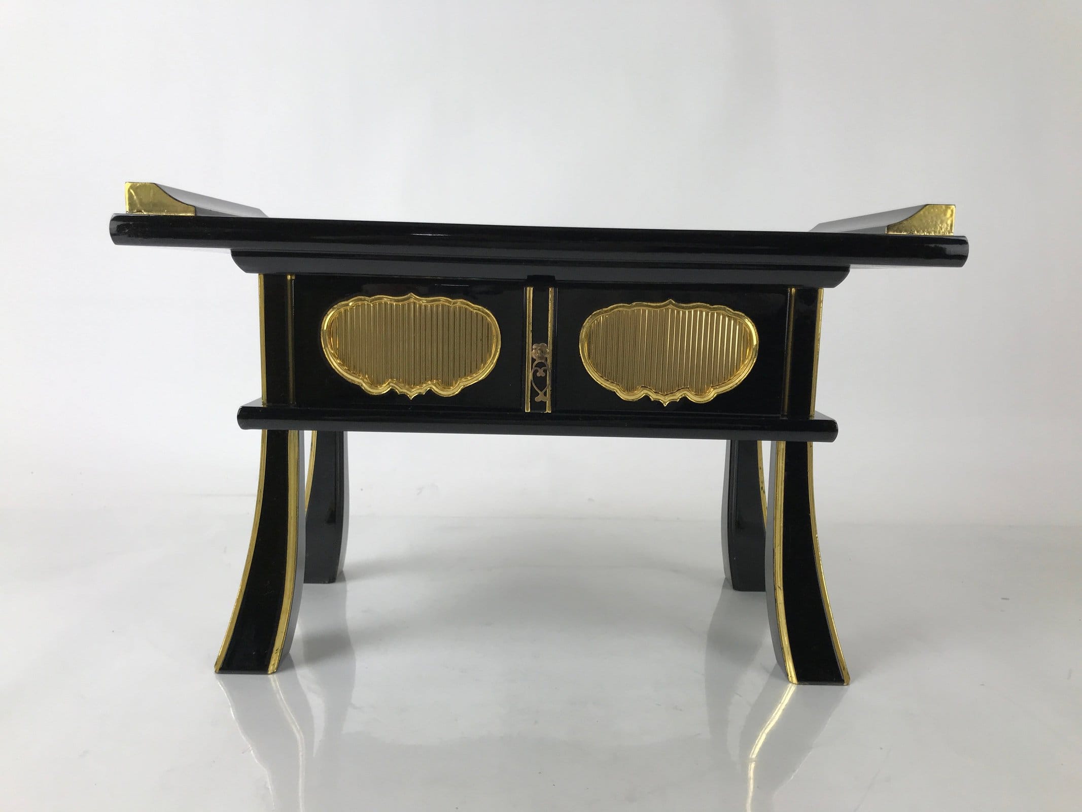 Japanese Buddhist Altar Fitting Lacquer Kyozukue Offering Table Black Gold BA577