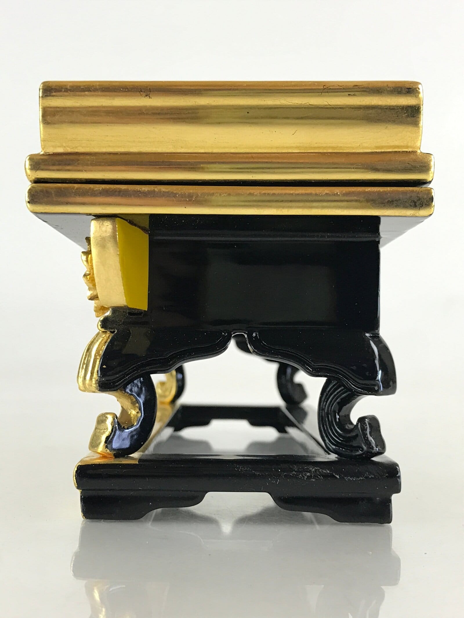 Japanese Buddhist Altar Fitting Wood Lacquer Offering Table Maejyoku Gold BU943