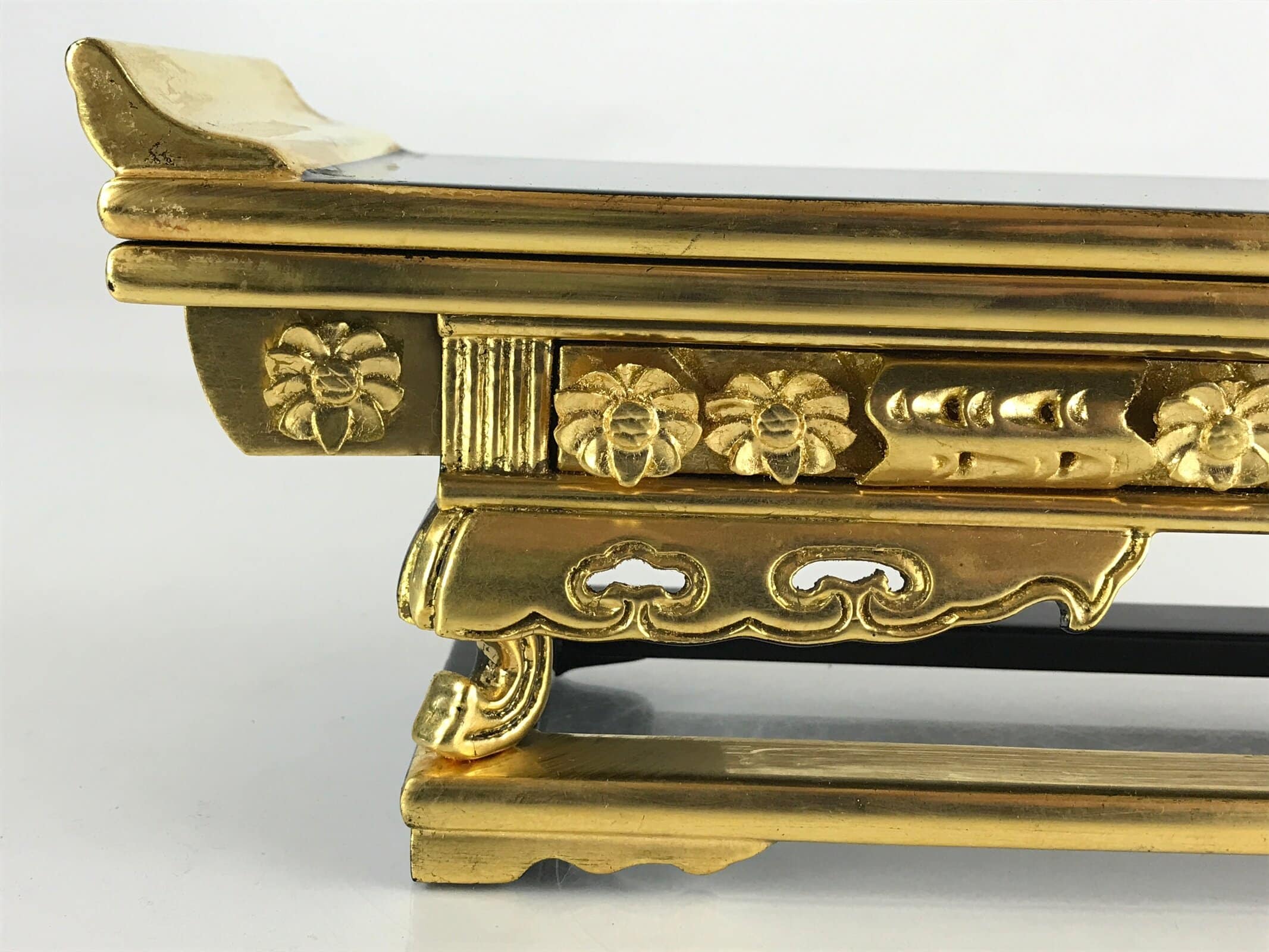 Japanese Buddhist Altar Fitting Wood Lacquer Offering Table Maejyoku Gold BU943