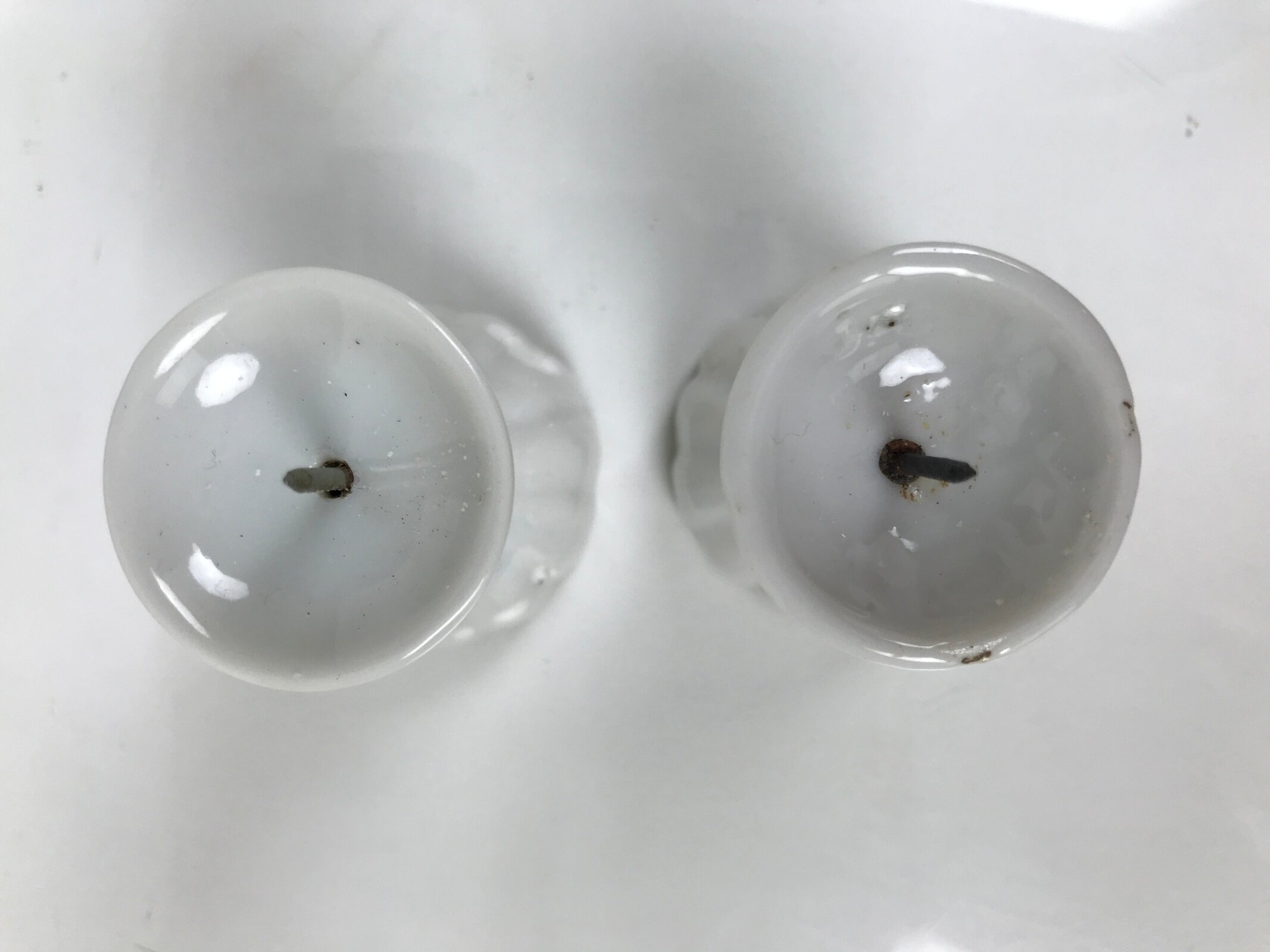 Japanese Buddhist Altar Porcelain Candle Stand 2pcs Shokudai Simple White BA827