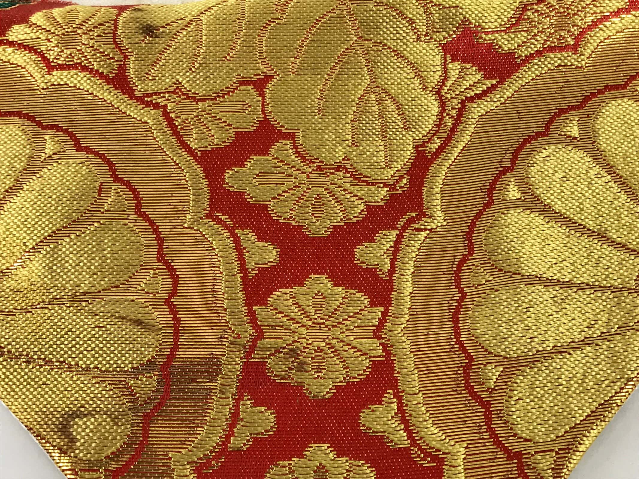 Japanese Buddhist Altar Silk Table Cloth Uchishiki Chrysanthemum Red Gold UC21