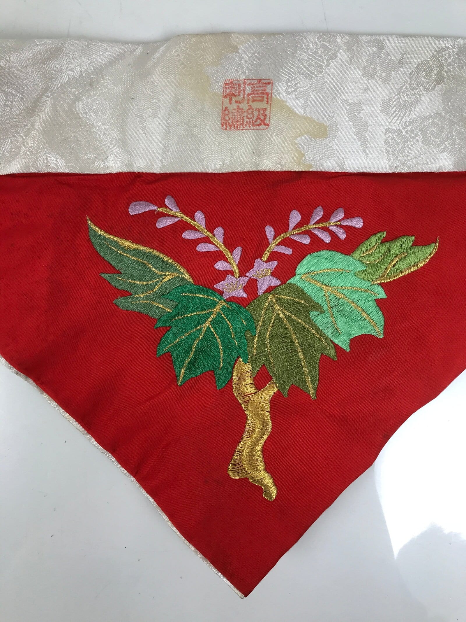 Japanese Buddhist Altar Silk Table Cloth Uchishiki Embroidered Floral Leaf UC32