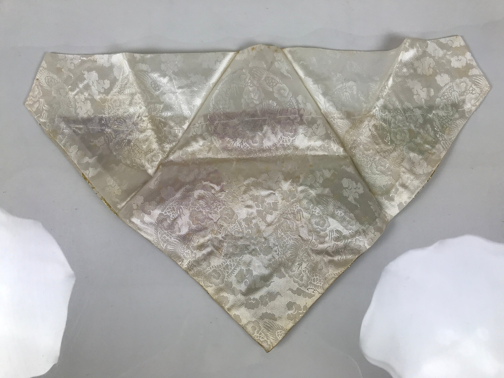 Japanese Buddhist Altar Silk Table Cloth Uchishiki Gold Chrysanthemum Pink UC42