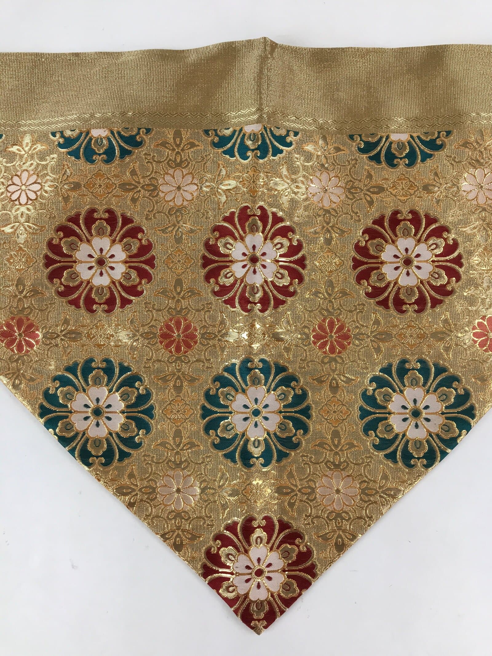 Japanese Buddhist Altar Silk Tablecloth Uchishiki Vtg Triangle Gold Peony BA99