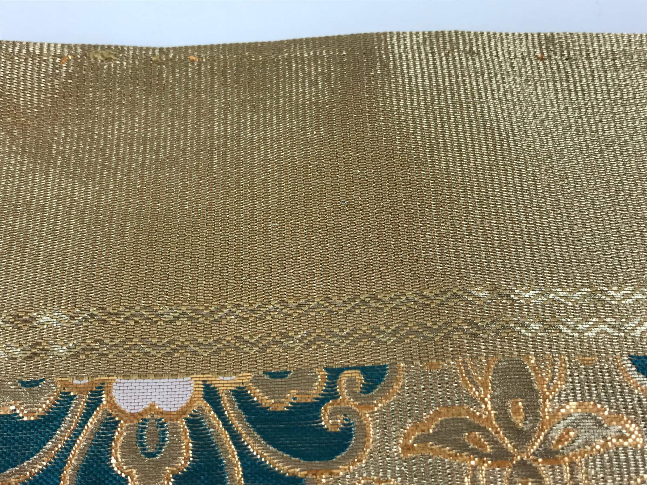 Japanese Buddhist Altar Silk Tablecloth Uchishiki Vtg Triangle Gold Peony BA99