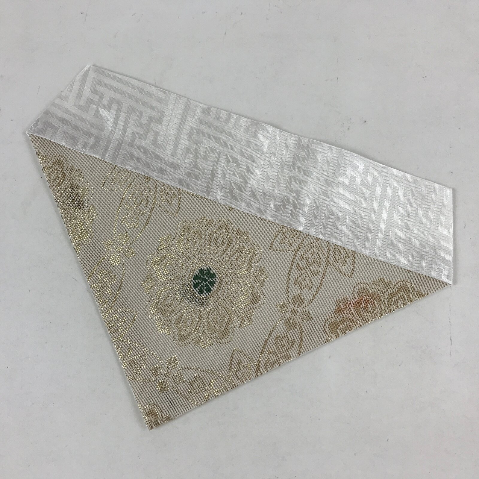 Japanese Buddhist Altar Silk Tablecloth Uchishiki Vtg Triangle Gray Gold BA138