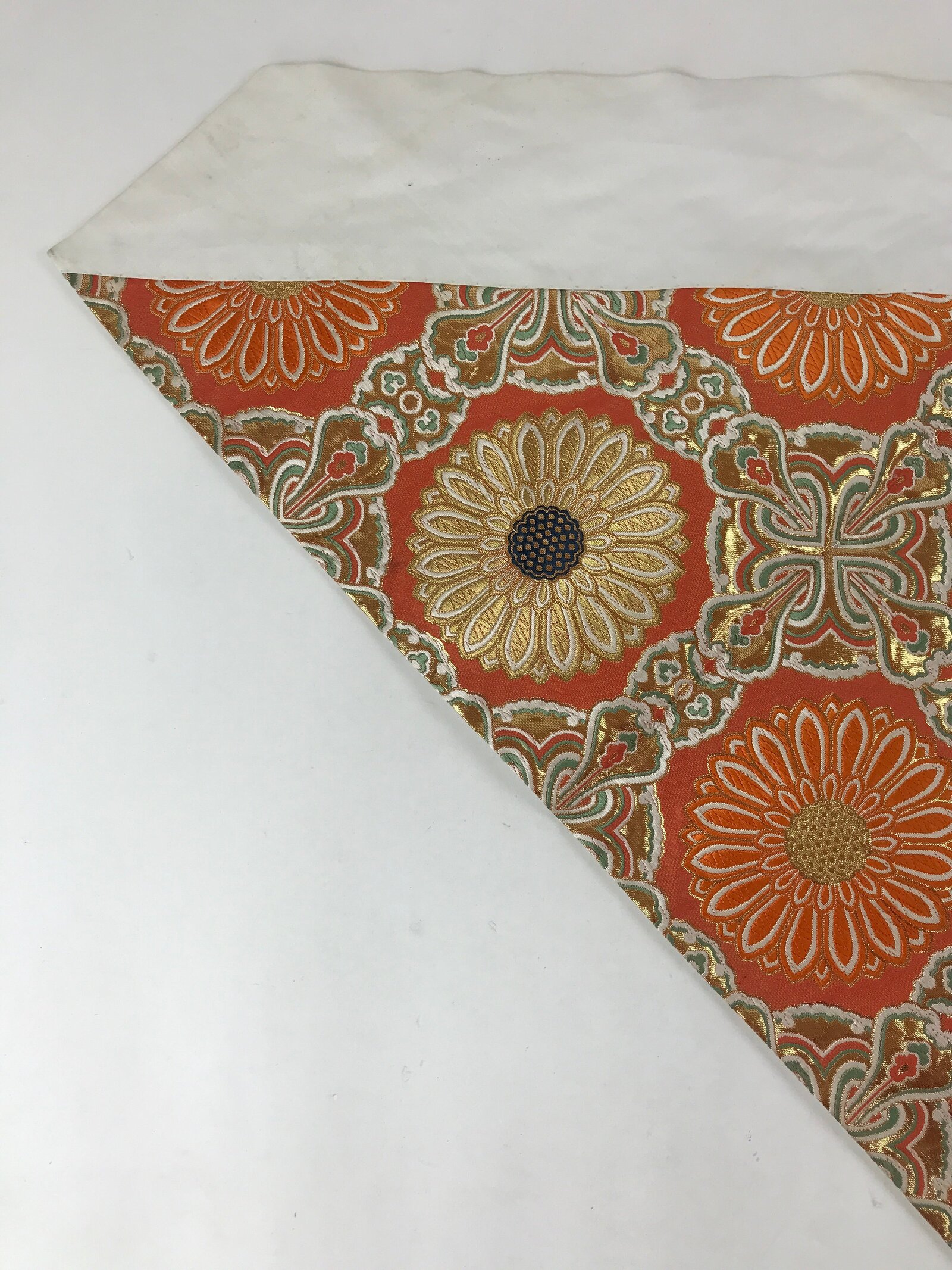 Japanese Buddhist Altar Silk Tablecloth Uchishiki Vtg Triangle Orange Gold BA101