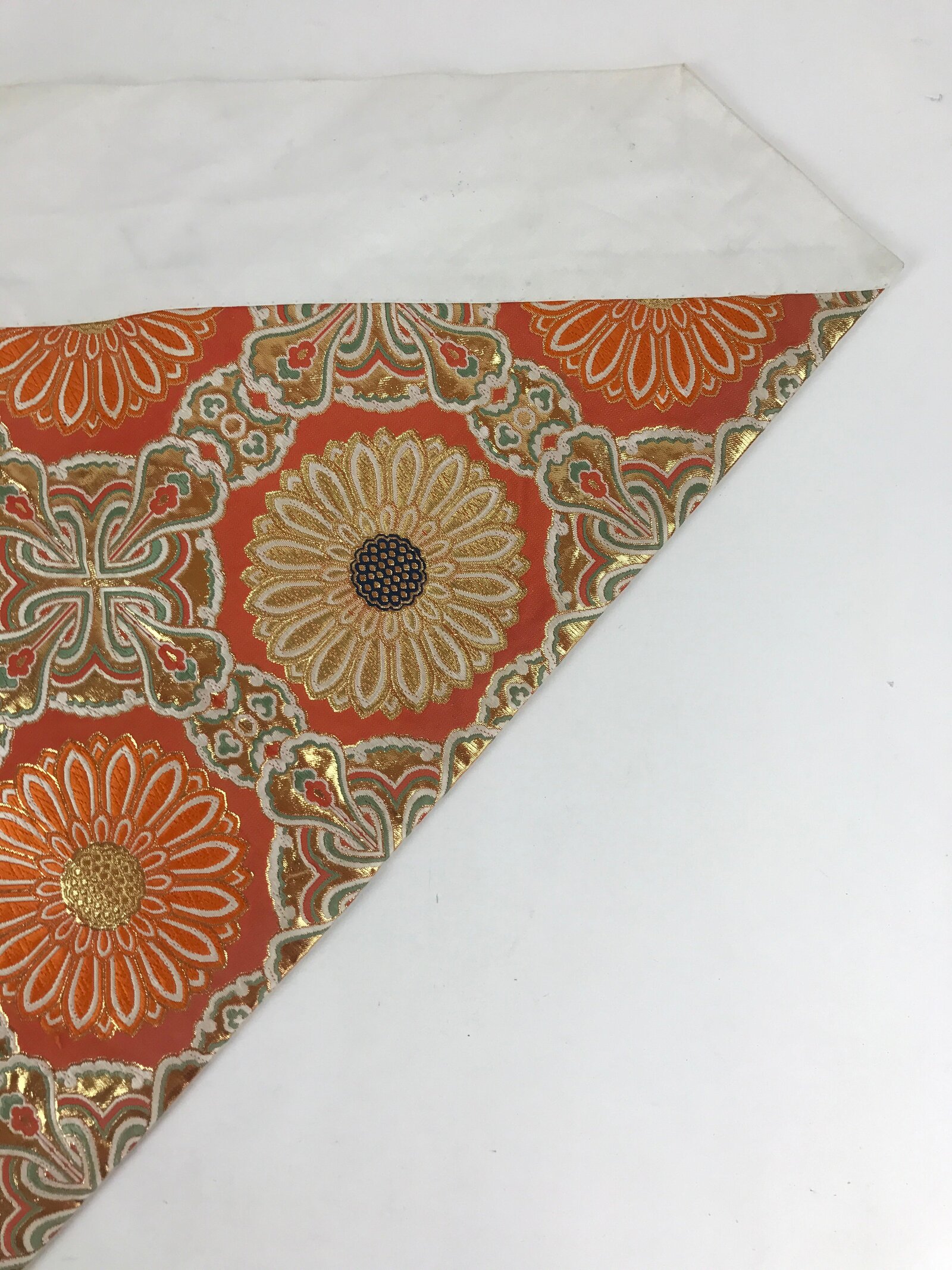 Japanese Buddhist Altar Silk Tablecloth Uchishiki Vtg Triangle Orange Gold BA101