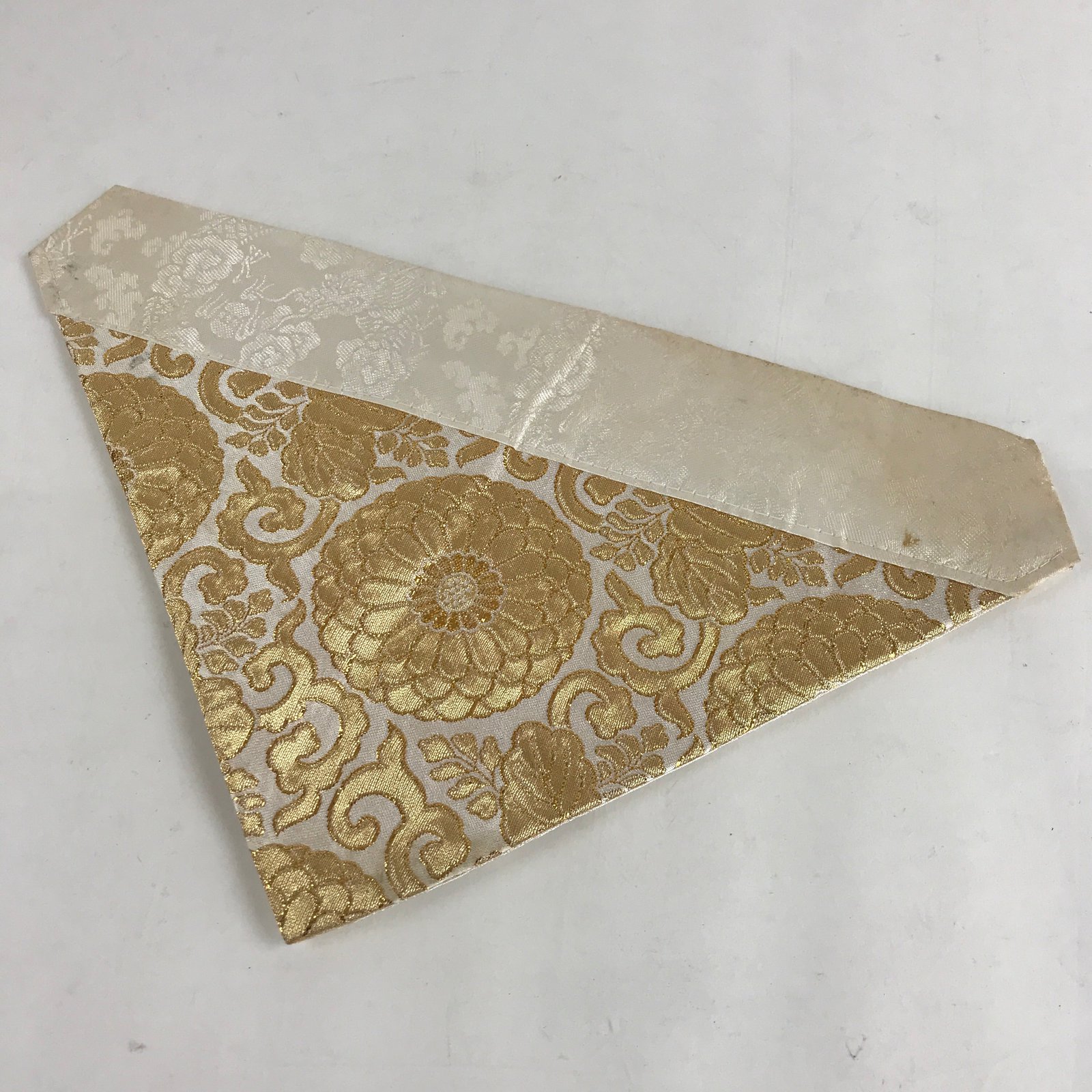 Japanese Buddhist Altar Tablecloth Uchishiki Vtg Triangle Uwajoku Maejyoku BU850