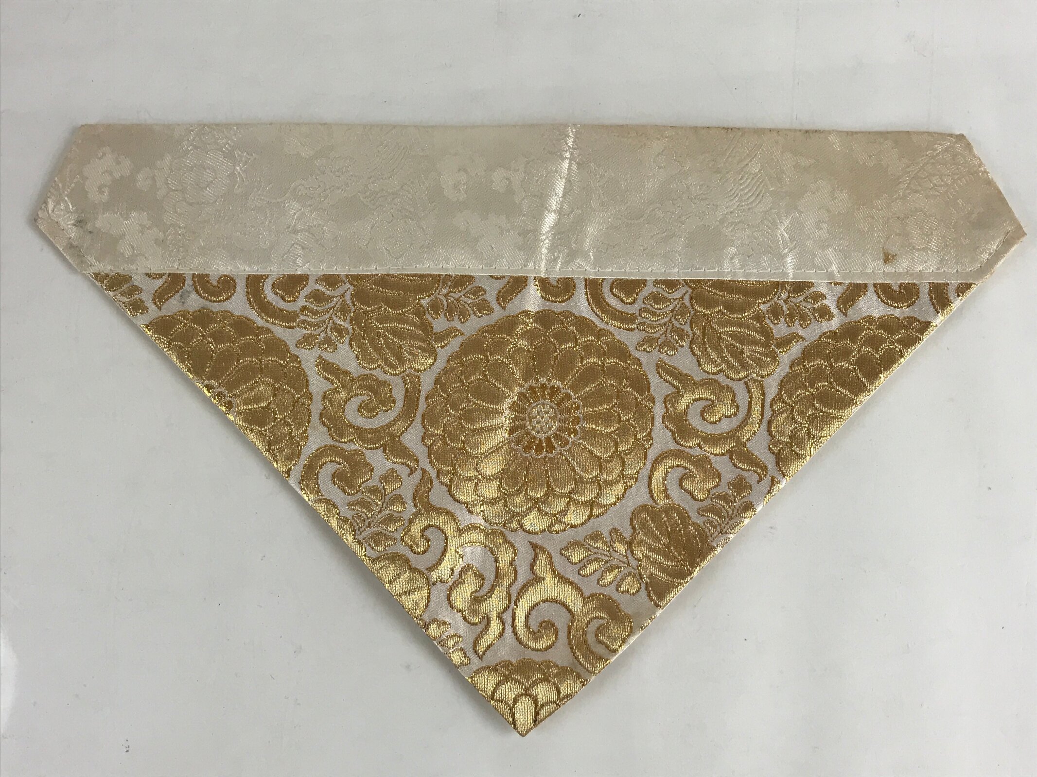 Japanese Buddhist Altar Tablecloth Uchishiki Vtg Triangle Uwajoku Maejyoku BU850