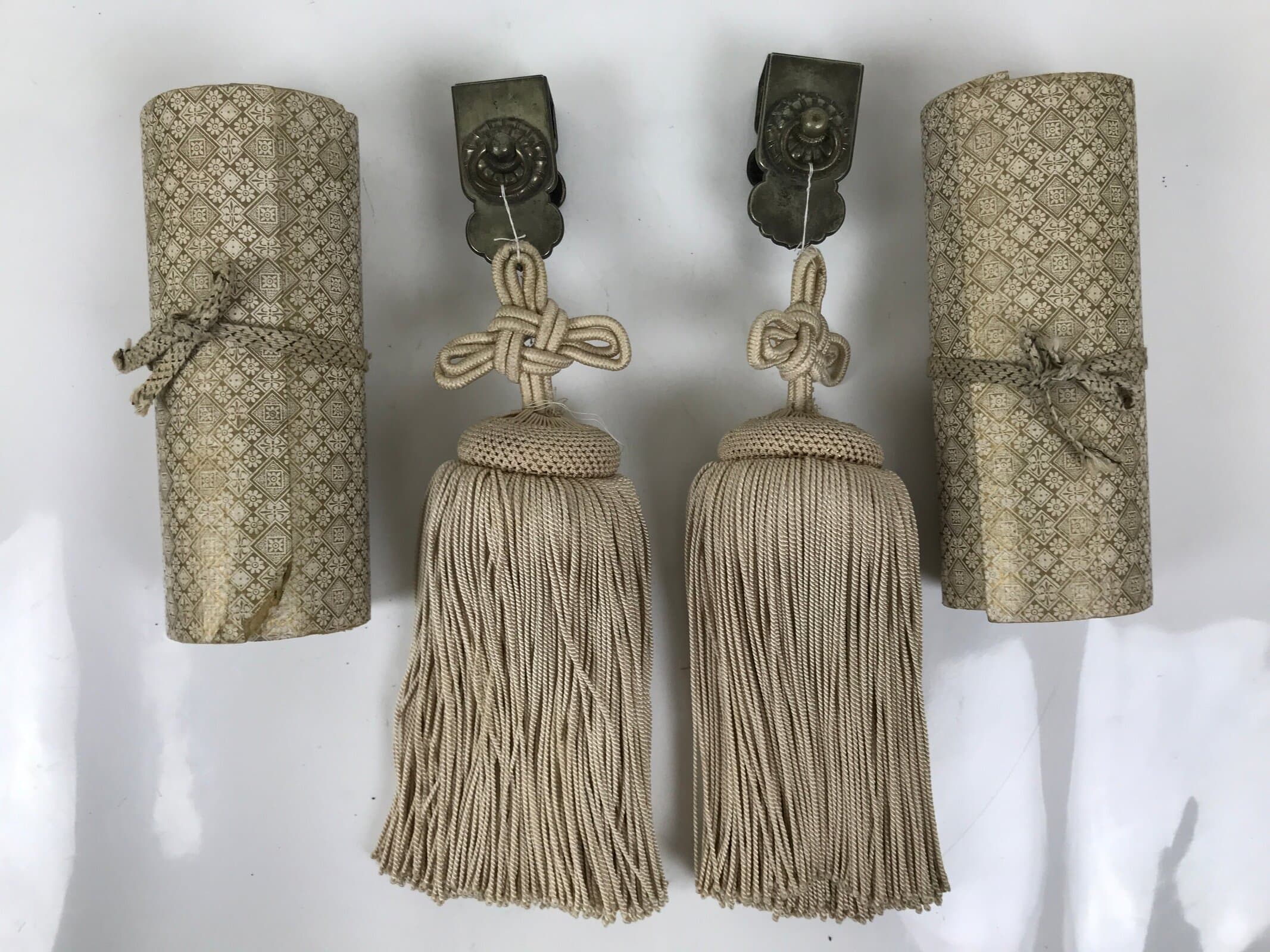 Japanese Buddhist Lacquered Hedai Shokendai Sutra Book Reading Stand Makie BA721