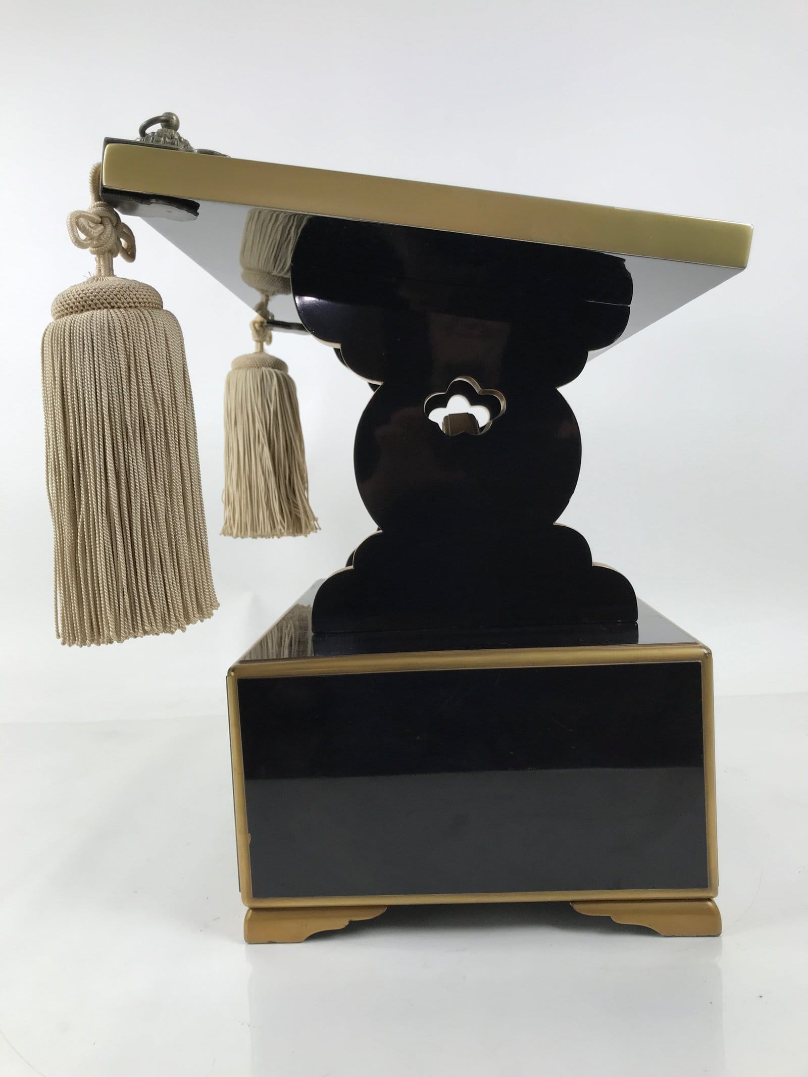 Japanese Buddhist Lacquered Hedai Shokendai Sutra Book Reading Stand Makie BA721