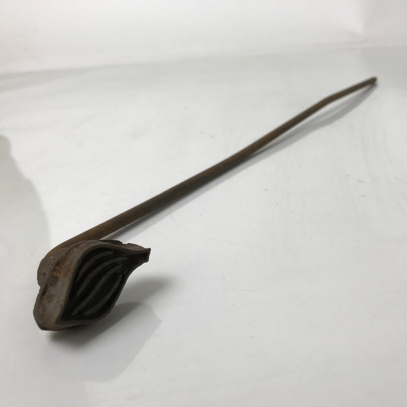 Japanese Cast Iron Yaki-In Branding Stamp Vtg Wood Craft Sweets Lotus Bud T137