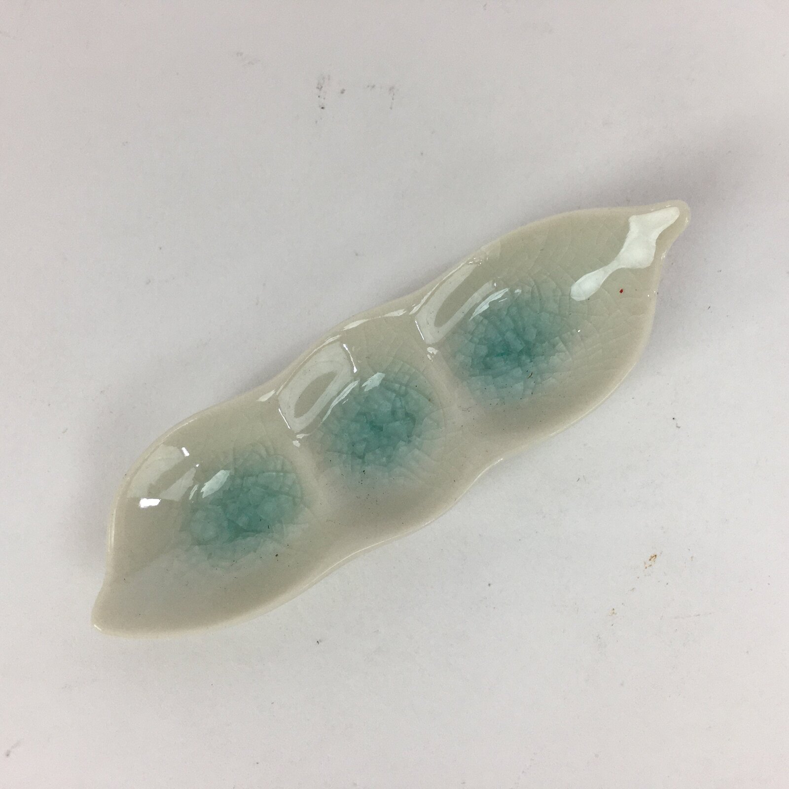 Japanese Ceramic Chopstick Rest Holder Vtg Edamame Beans Shape White CR212